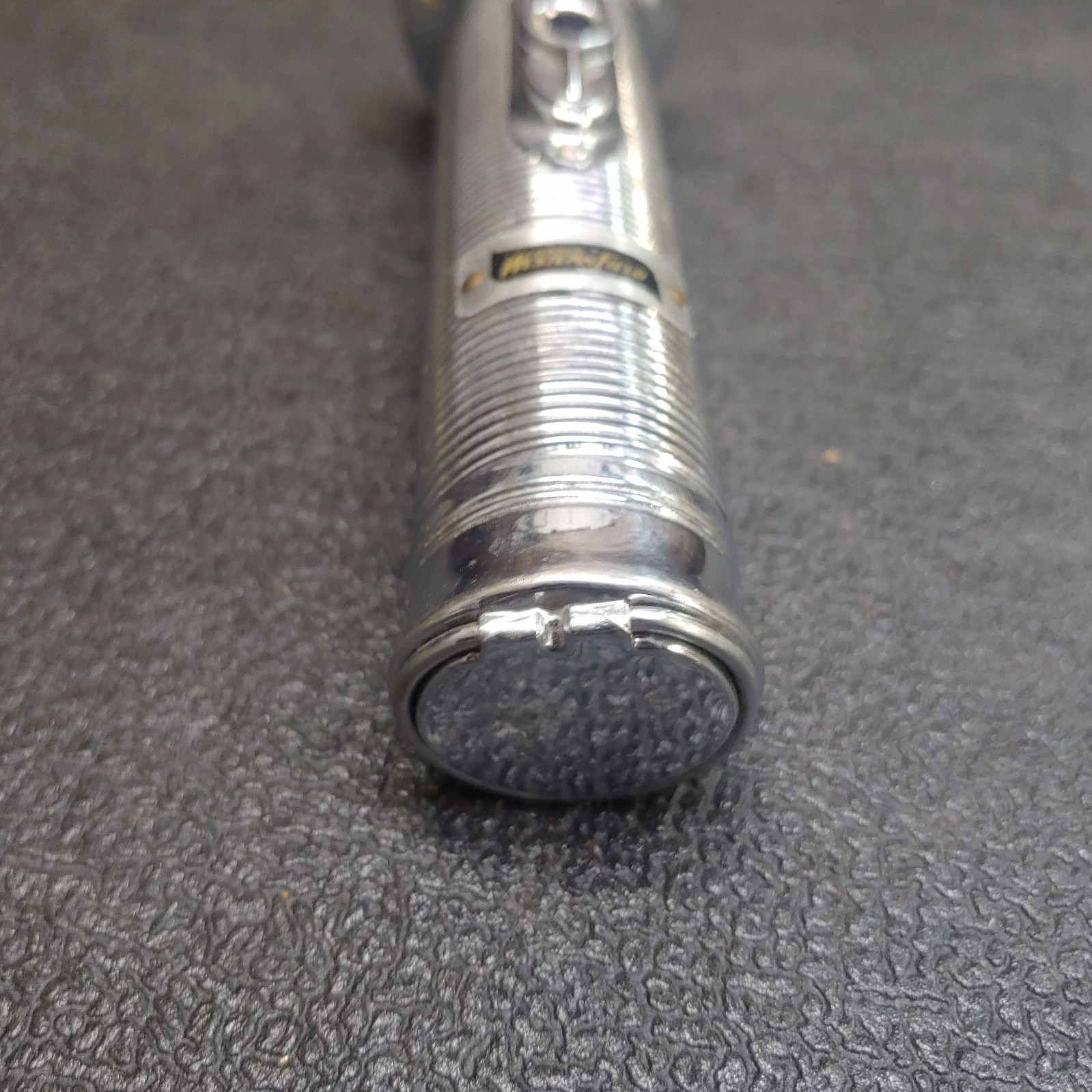 Wards Western Field Flashlight 6” CHROME Metal Hanging Loop 2 C Battery Vintage
