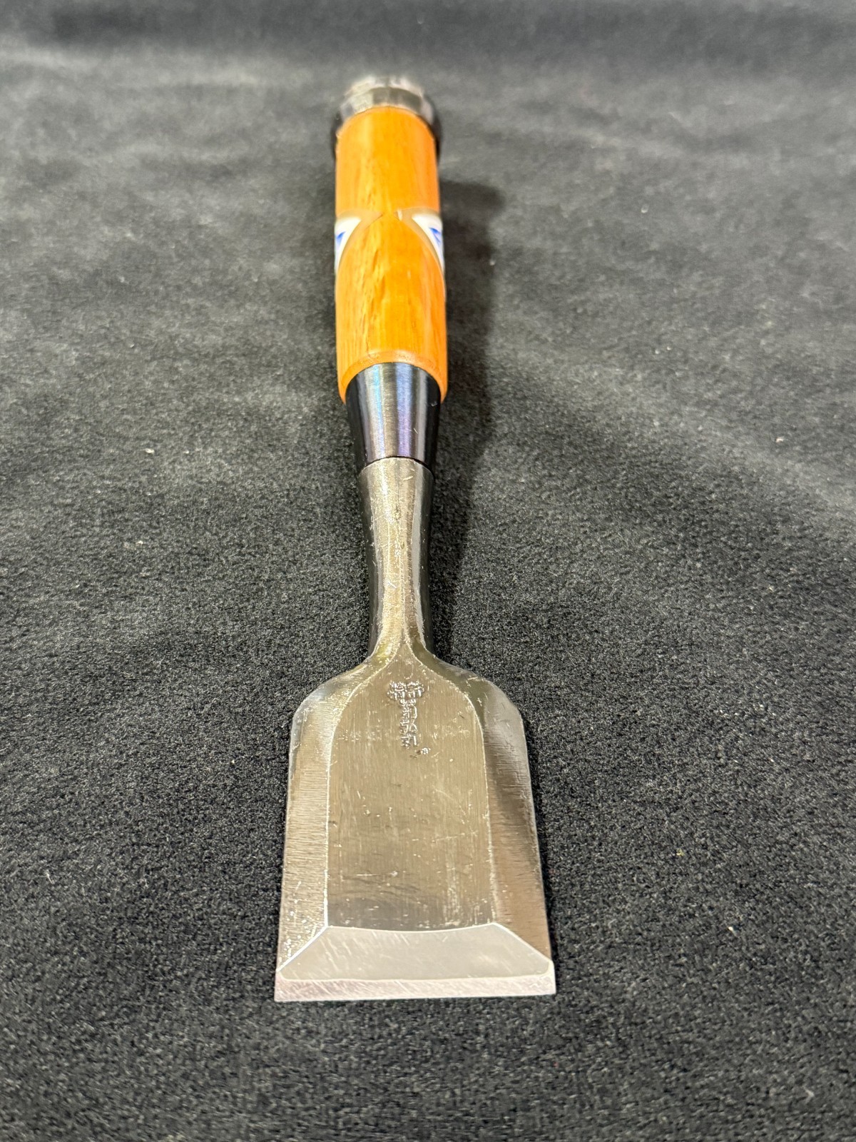 Japanese Chisel oire nomi “Kikuhiromaru” 42mm Wood working tool 菊弘丸