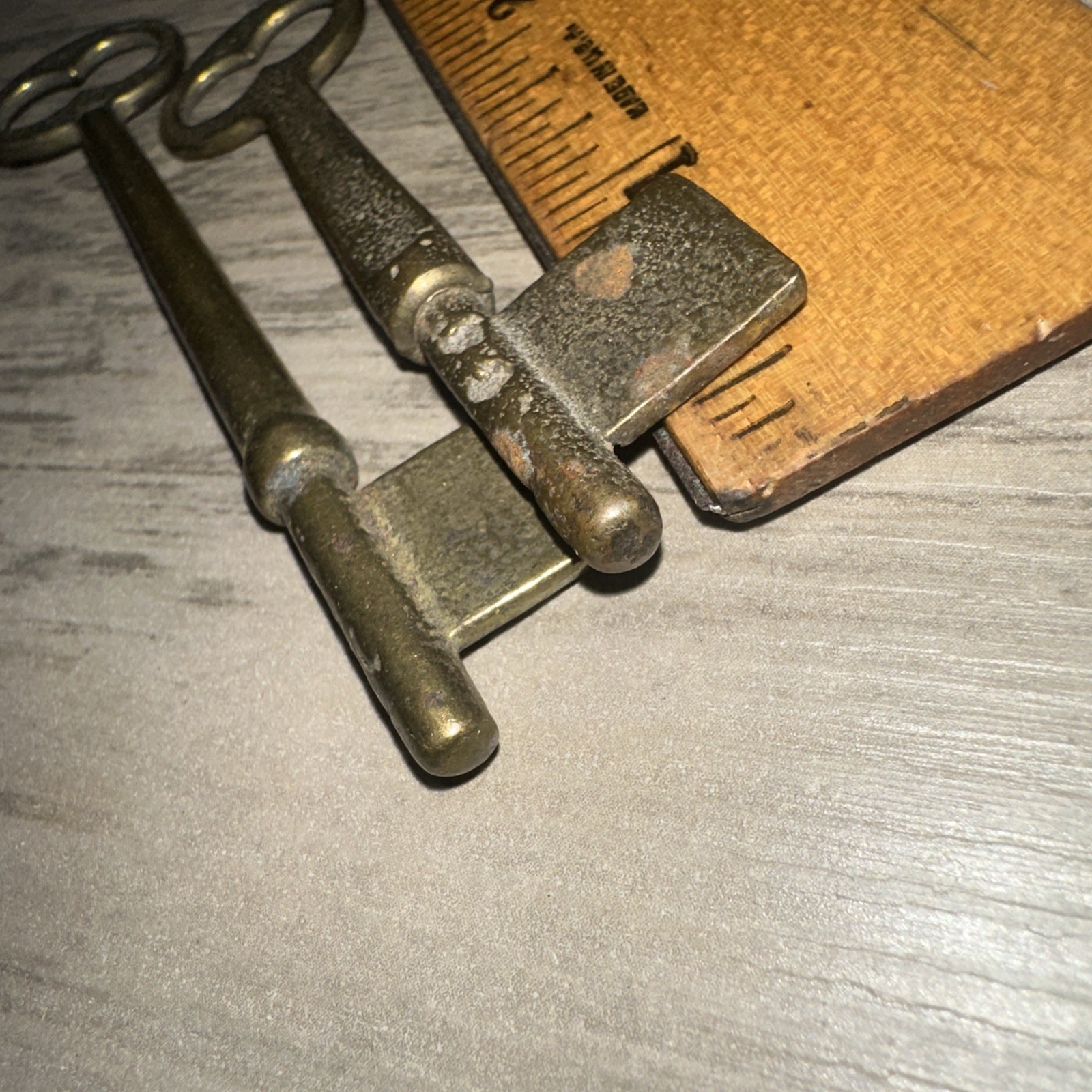 Two Antique Skeleton Key Blanks. Solid Barrel Brass Legit Antique Keys.￼