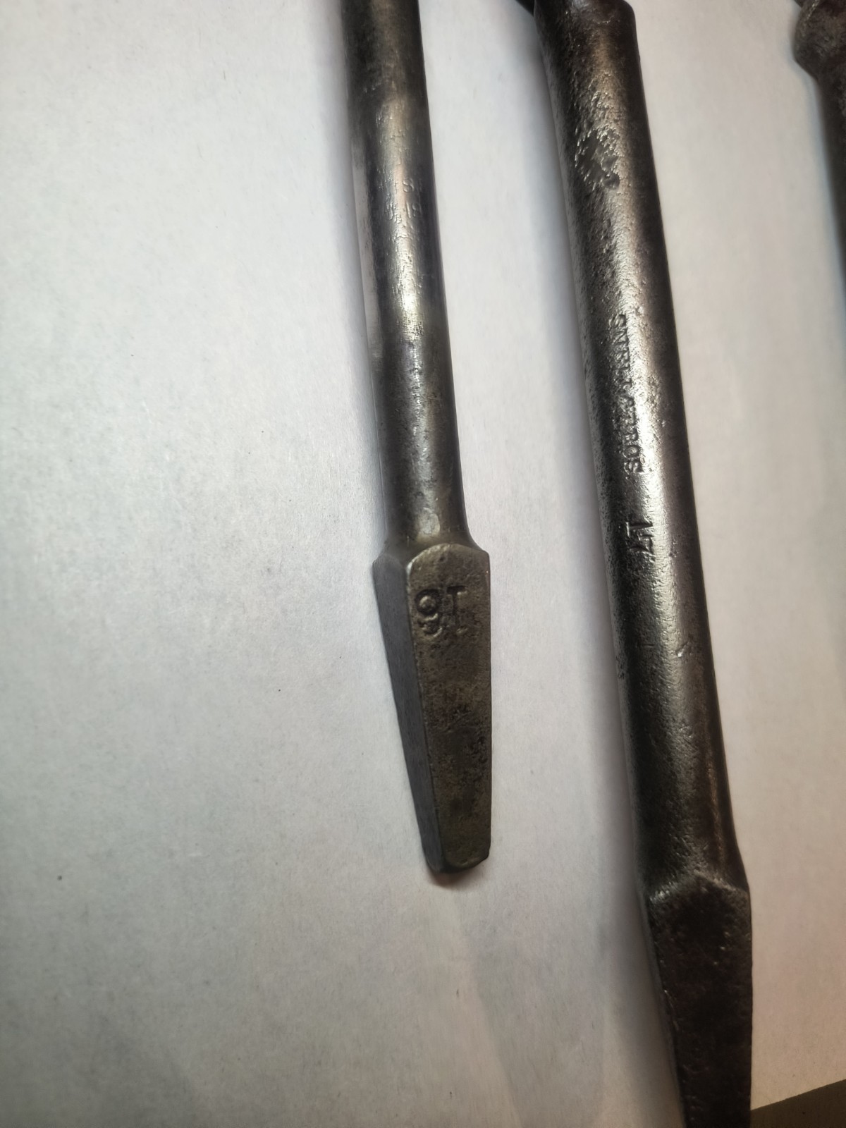 Vintage Fray Brace Hand Drill & 18 Auger Bits Bundle – Irwin, Snell, Wards