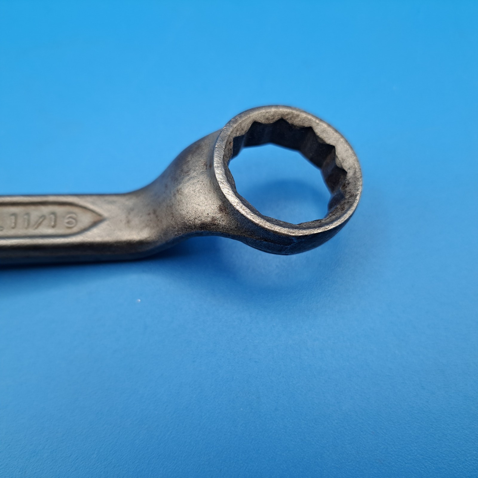 Vintage Select Steel (Indestro) 5/8 x 11/16″ Short Offset Box Wrench, USA