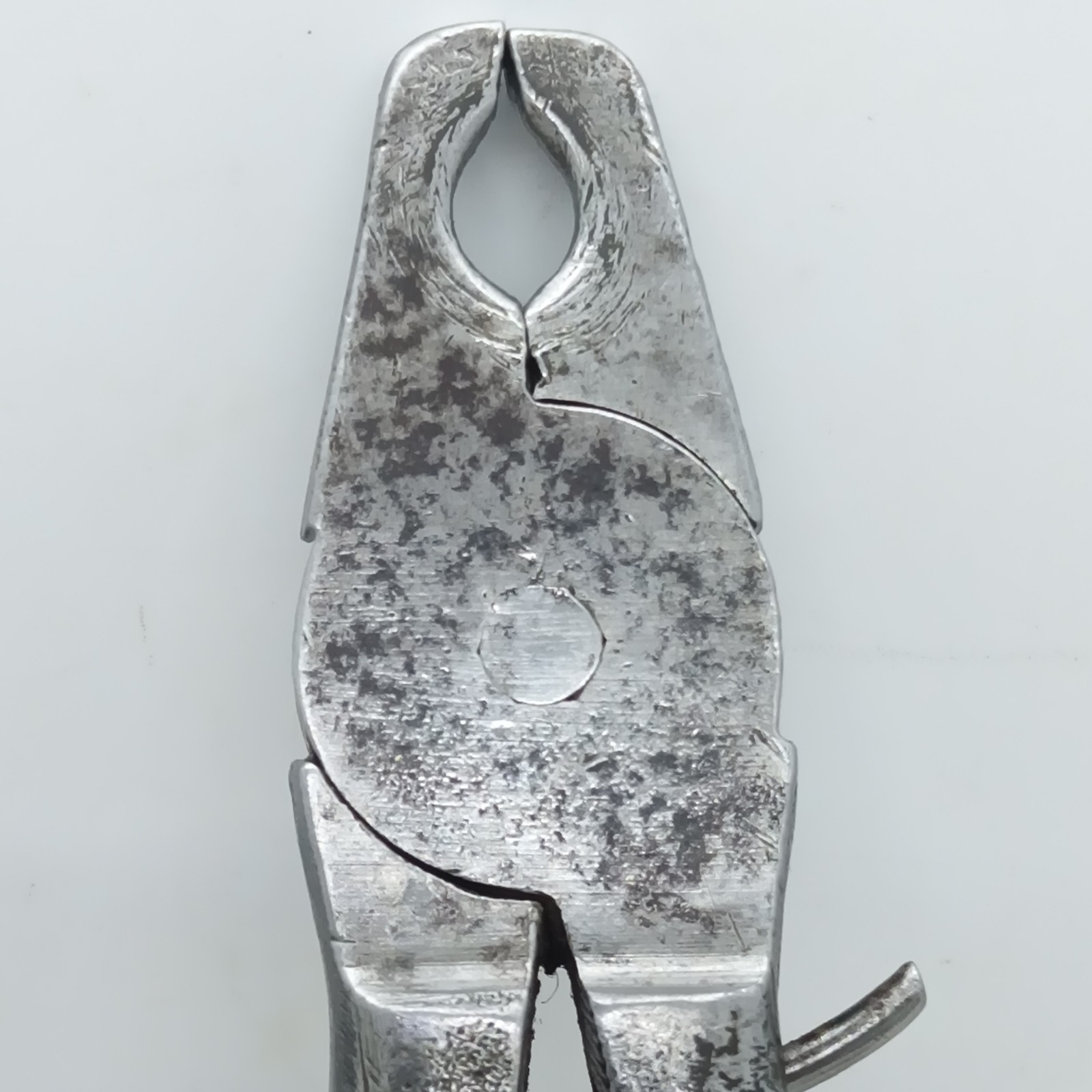 Vintage Round Hole Pliers PS 15225/25. 5 1/2″ Long, 5/16″ 8mm Hole Old Tool
