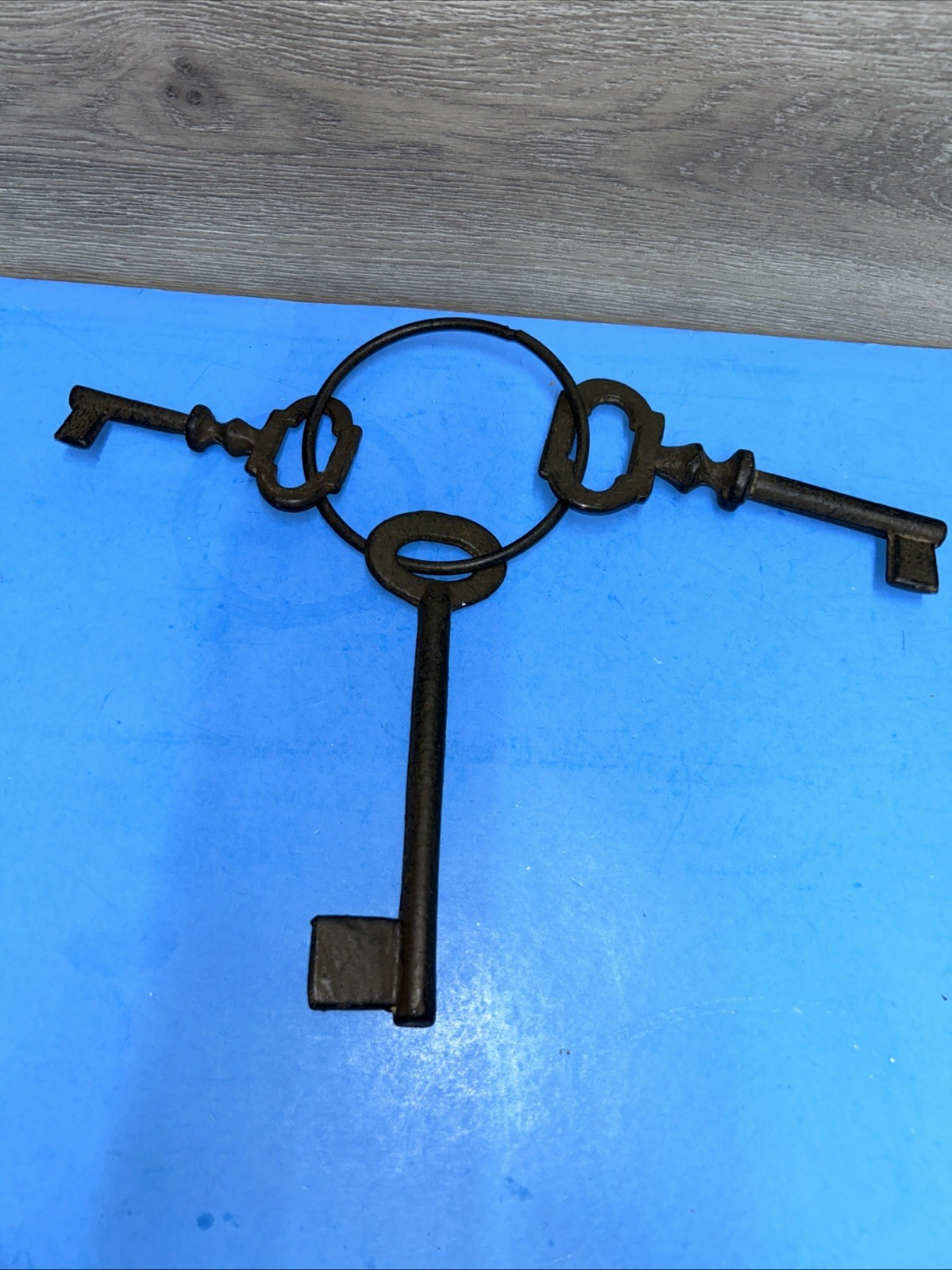 Large Set Of Decorative Keys On Ring Pirate, Old West Jailer Set Of 3