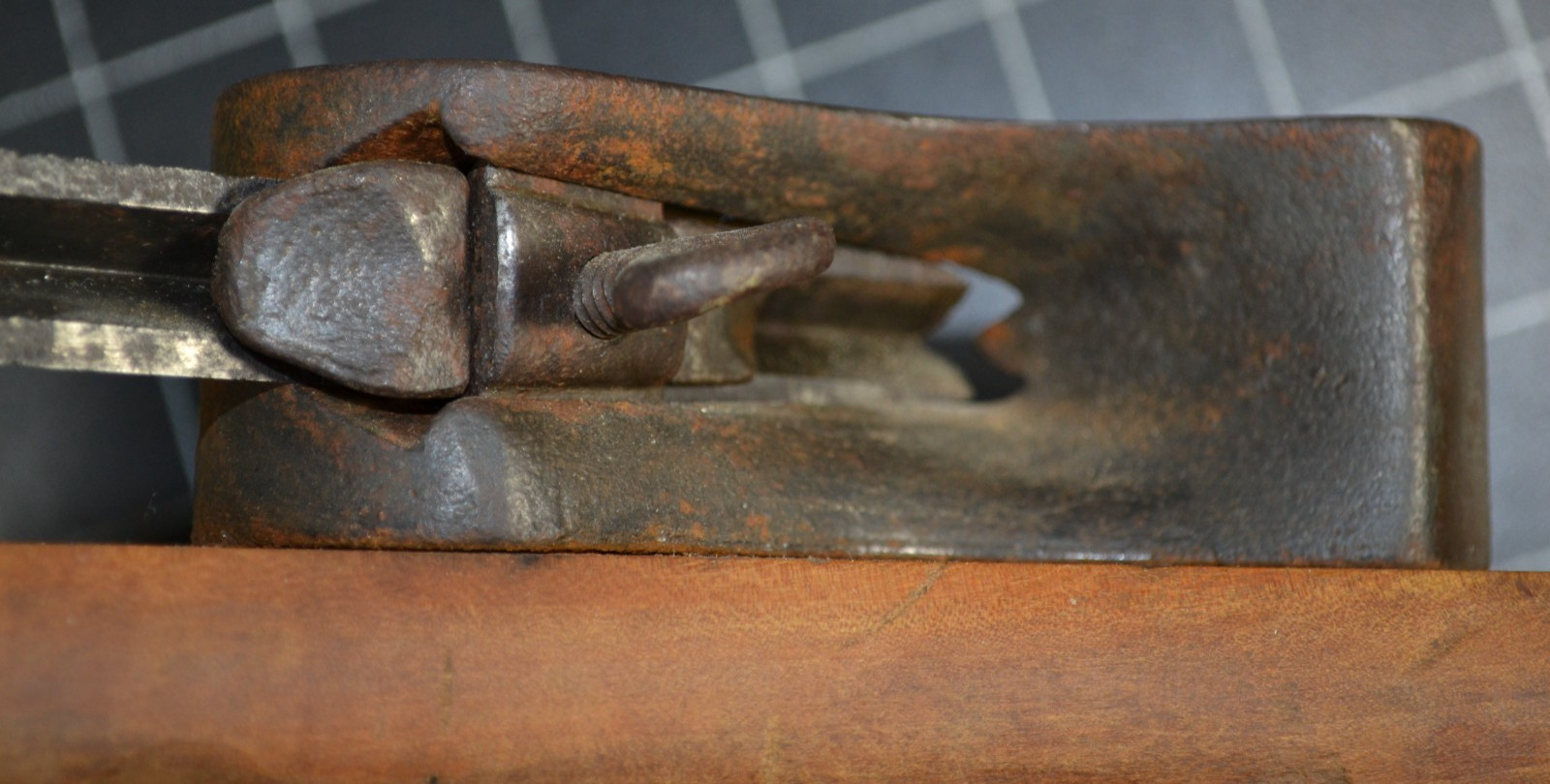 D. R. BARTON – ROCHESTER, NY – 1849-1874 – COOPER’S “V” CROZE – READY TO USE