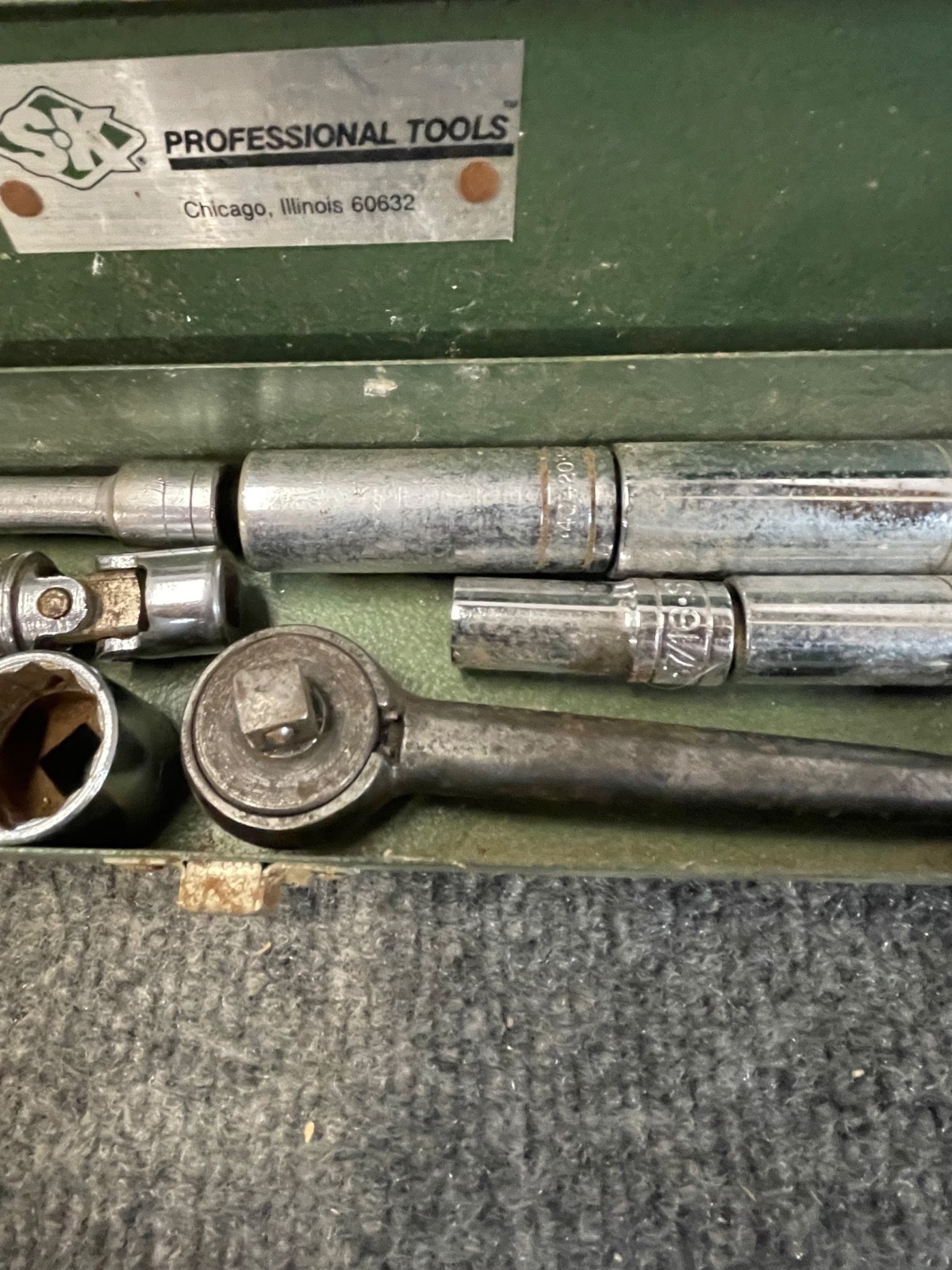 vintage S-K 3/8 drive mix s-k sockets/ratchet/metal case
