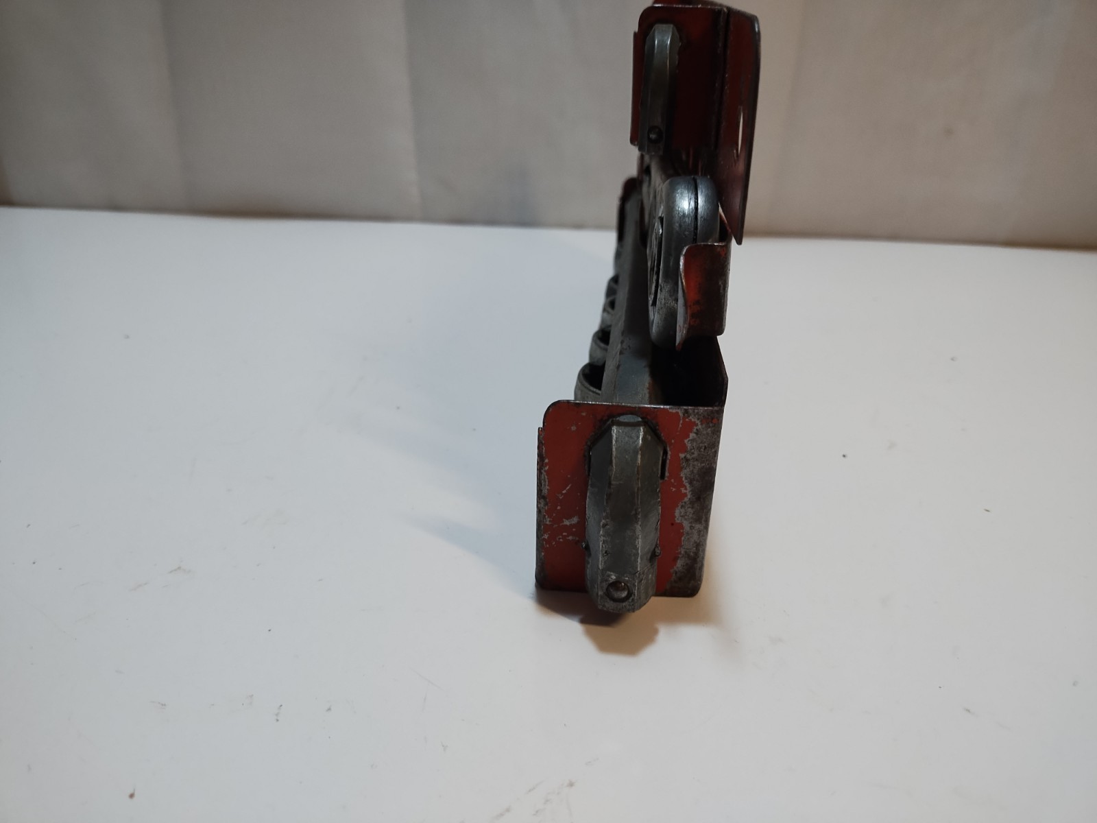 Vintage INDESTRO Red Wall Mount Case Chicago Made Tool Set 1/2”Sockets 4 Missing