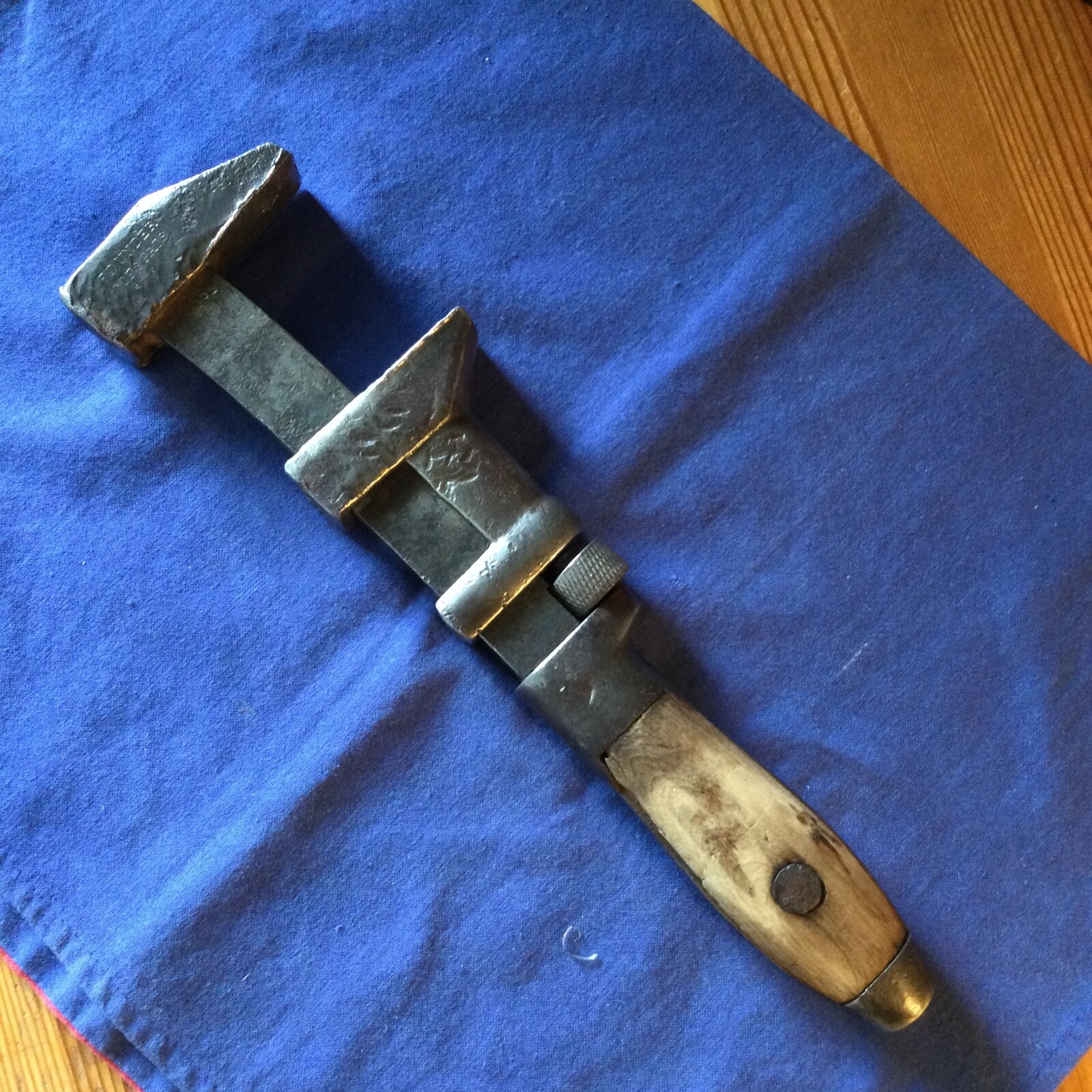 Vintage COES Adjustable 12″ Wrench Wood Handle Worcester Mass L COES PATS STEEL