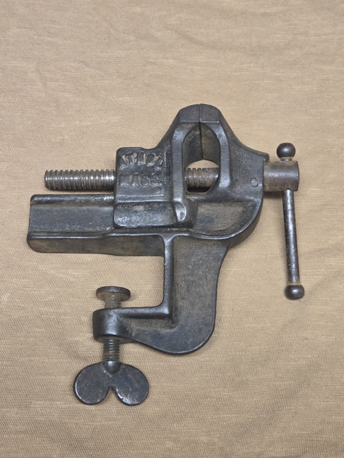 Vintage AM Co Athol Mass No.60 Bench Vise Jewelers Vise Antique 1 5/8” jaws