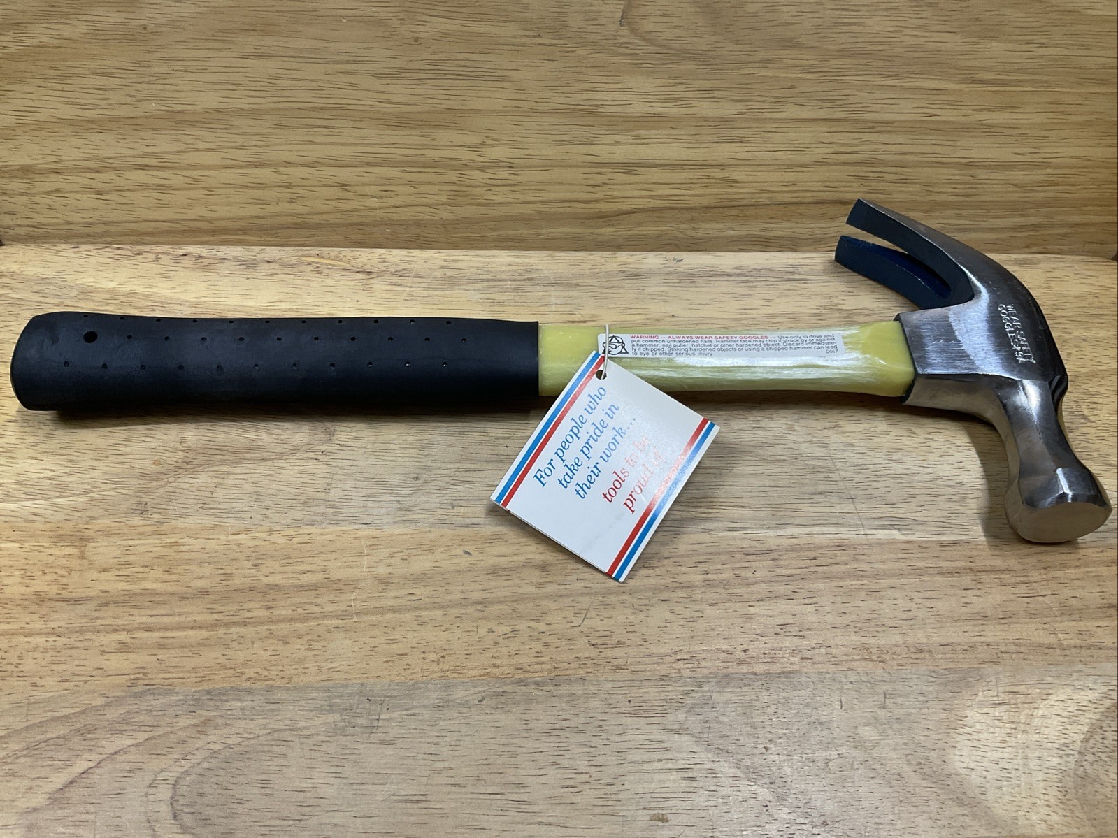 Vintage NOS Vaughan 20oz Claw Hammer Made in USA Fiberglass Handle FS20