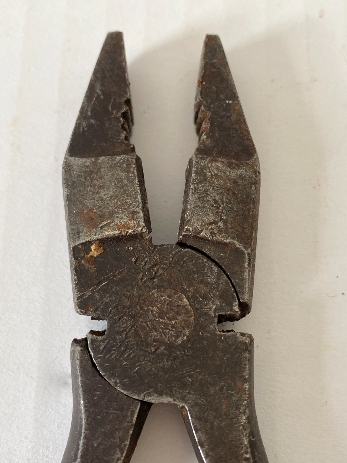 Vintage 7.5″ Slip-Joint Pliers Wire Cutter Gripping Tool USA Style