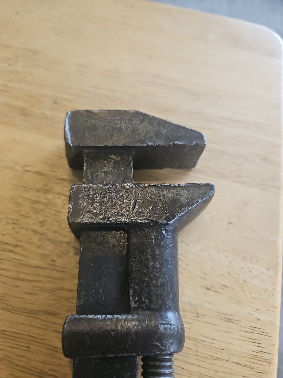 12″ COES WRENCH CO WORCESTER MASS. USA – MFD UNDER L COES PATS MONKEY WRENCH