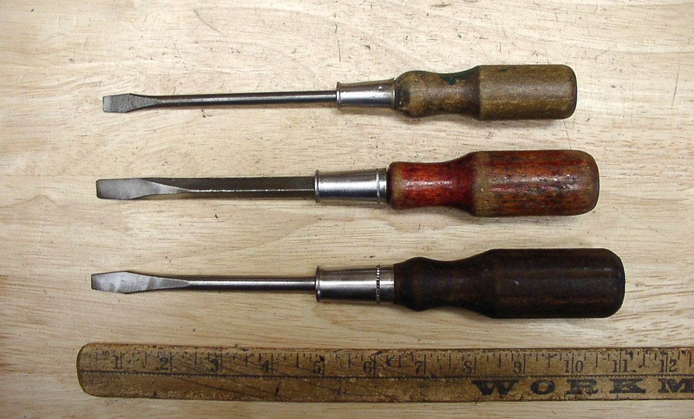 9 Vintage Wood Handle USA Screwdrivers,6-13/16″-14-1/2″,Instant Collection!