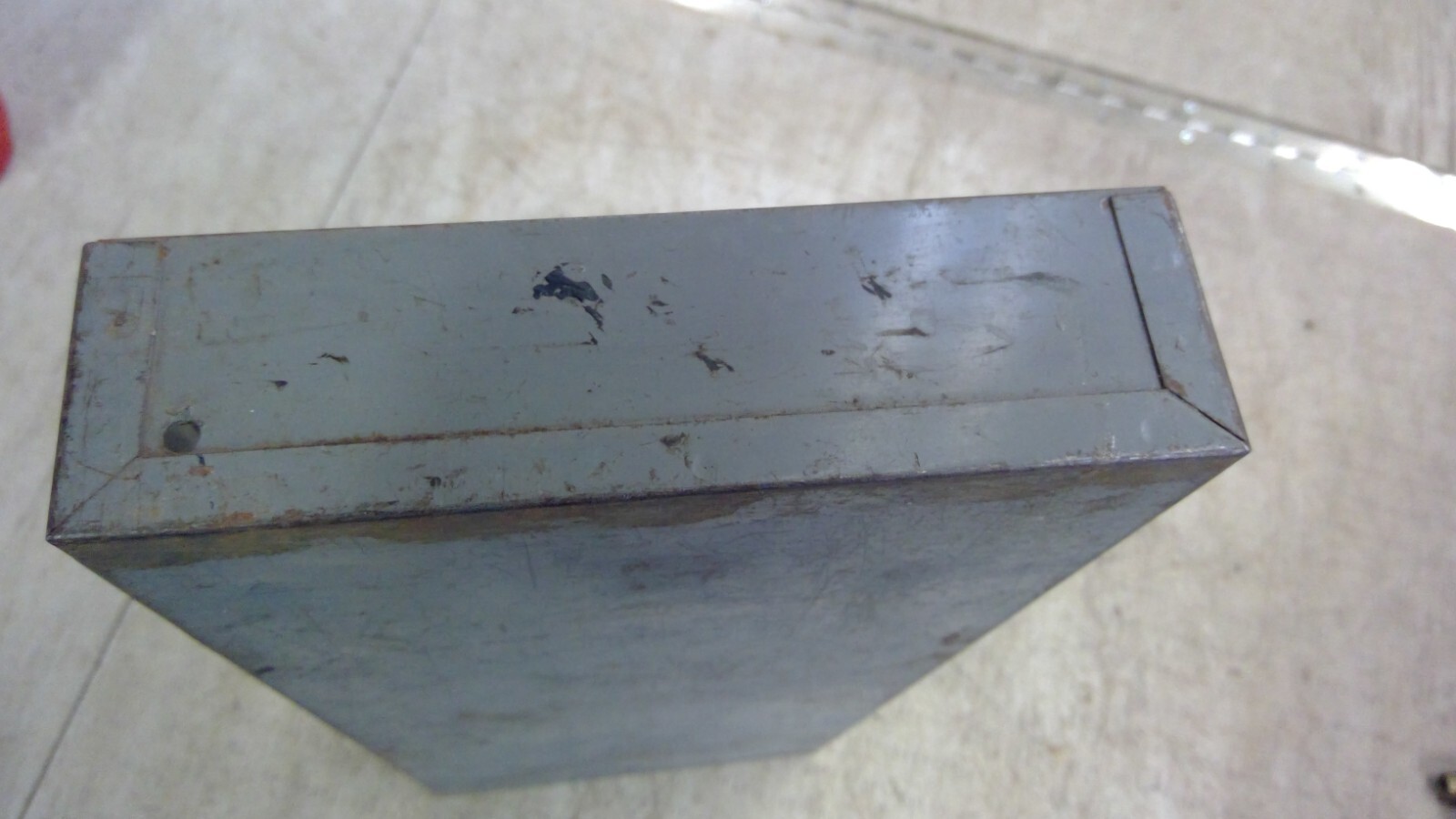 Vintage tool box tray 15 1/8″ x 6 3/8″ x 3″ tall at handle, 1 3/4″ sides