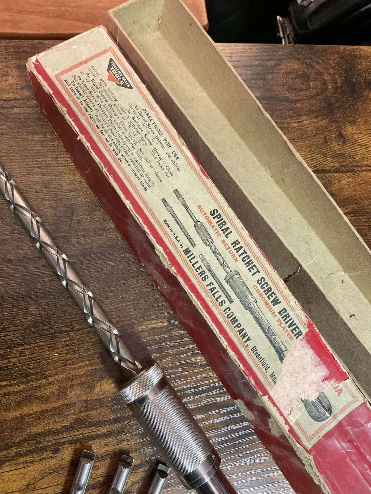 Vtg Millers Falls Spiral Ratchet Screwdriver 610A Bit Set M-486 in Original Box