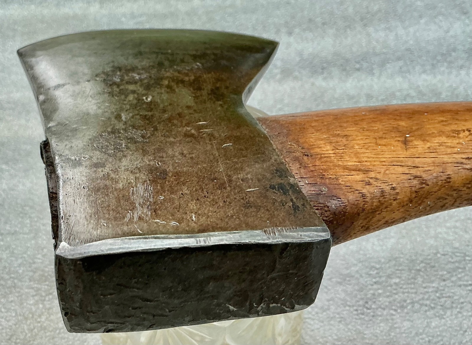 c1940 OLD FAITHFUL WARREN SINGLE BIT CAMP AXE CEDAR PATTERN SPECIAL
