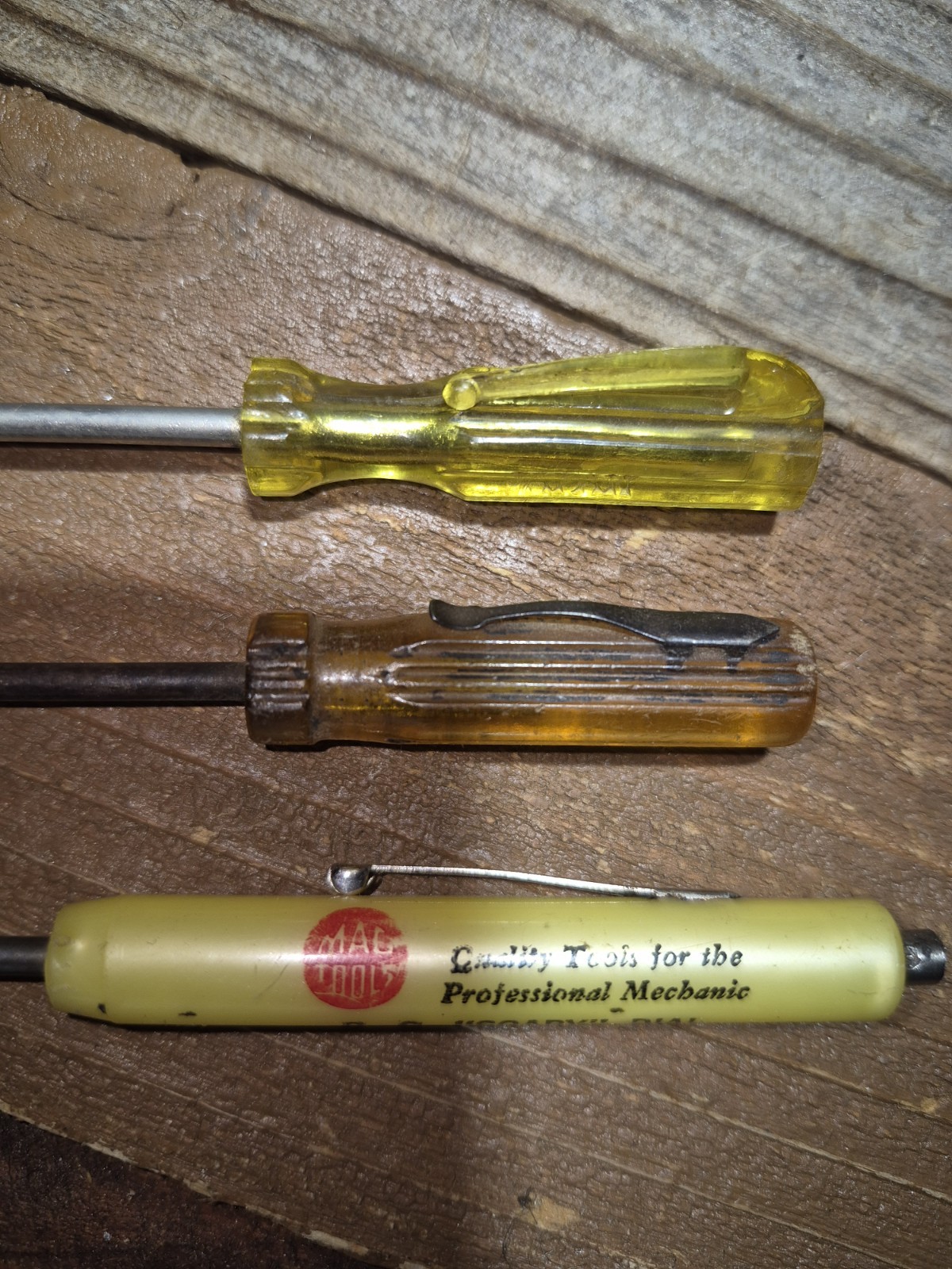 MAC TOOLS Mini Promotional Pocket Screwdriver Magnet “Soapy” Sacramento USA