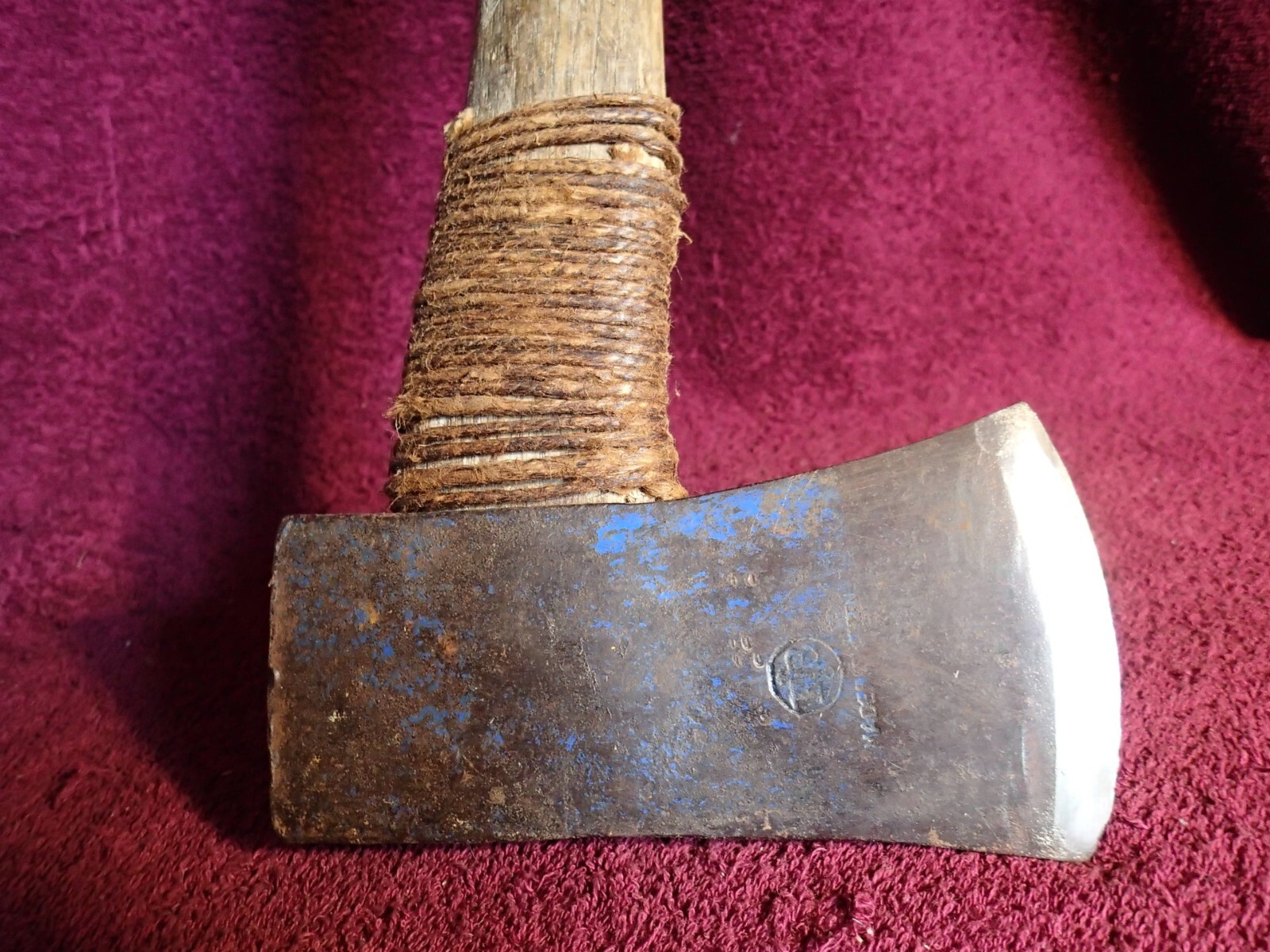 1.331 kg NICE VINTAGE SHARP AXE SWEDEN SWEDISH SCANDINAVIA