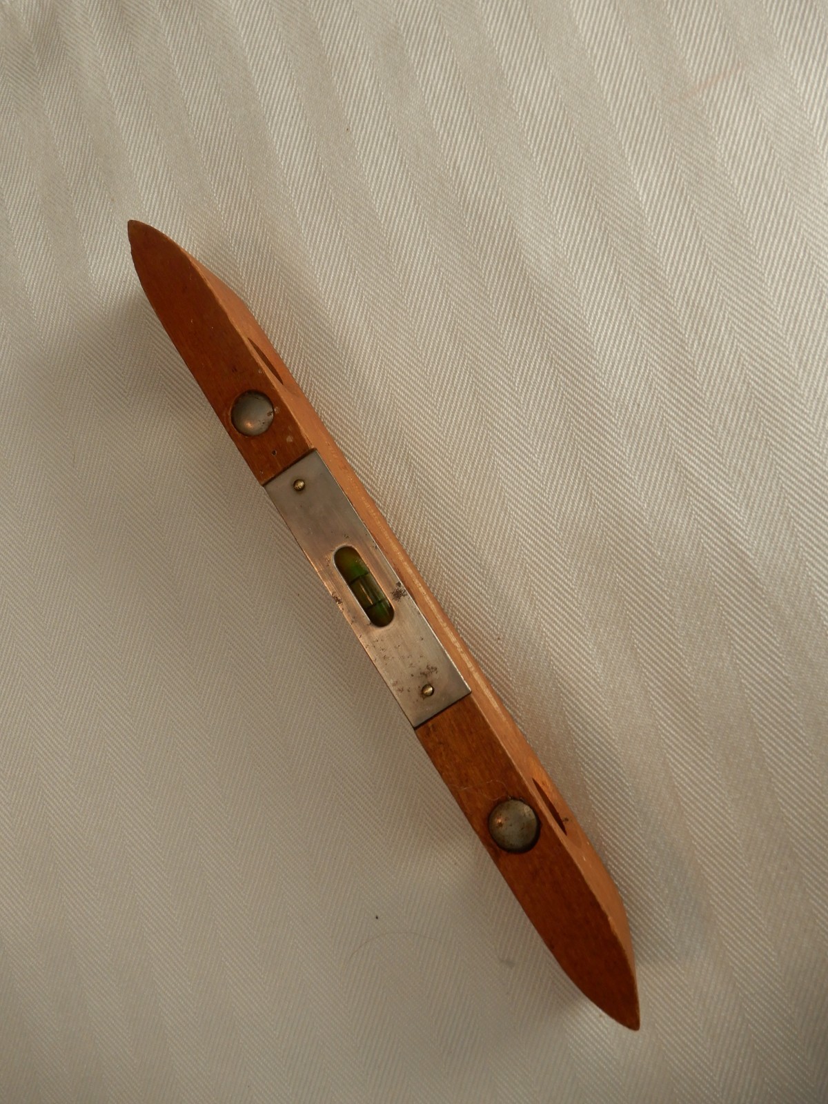 Vintage Wooden 9″ Torpedo Level