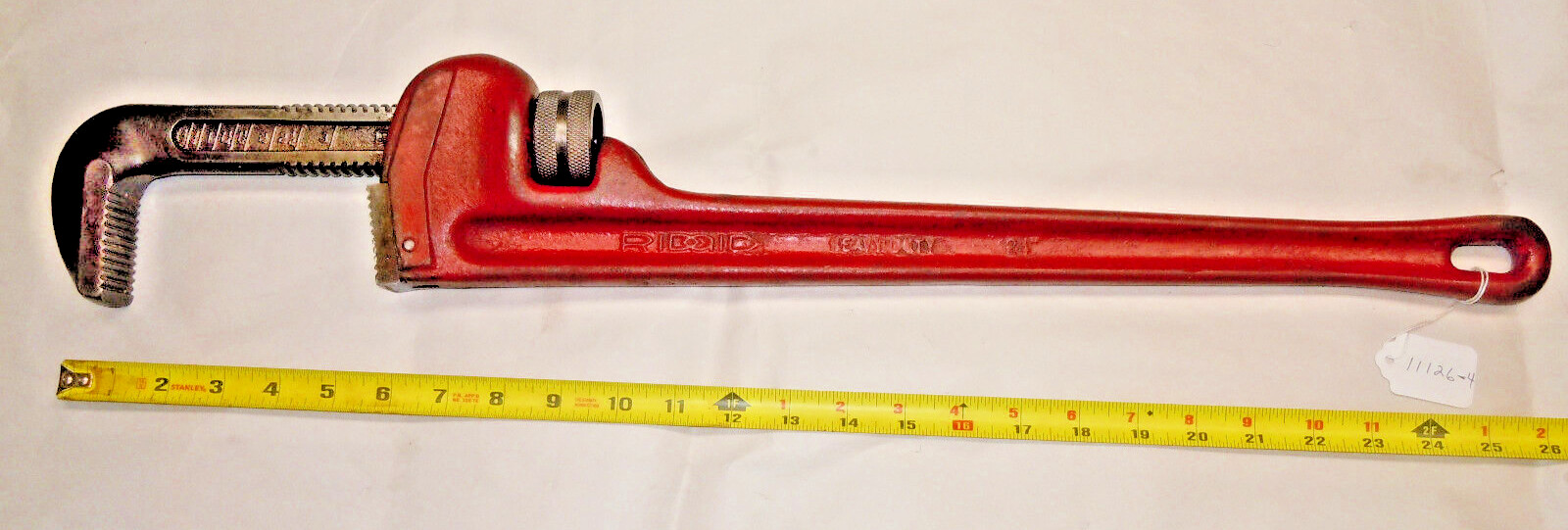 RIDGID Pipe Wrench, 24″ Long Wrench, 1/2″ To 3″ Cap, The RIDGE TOOL Co., USA