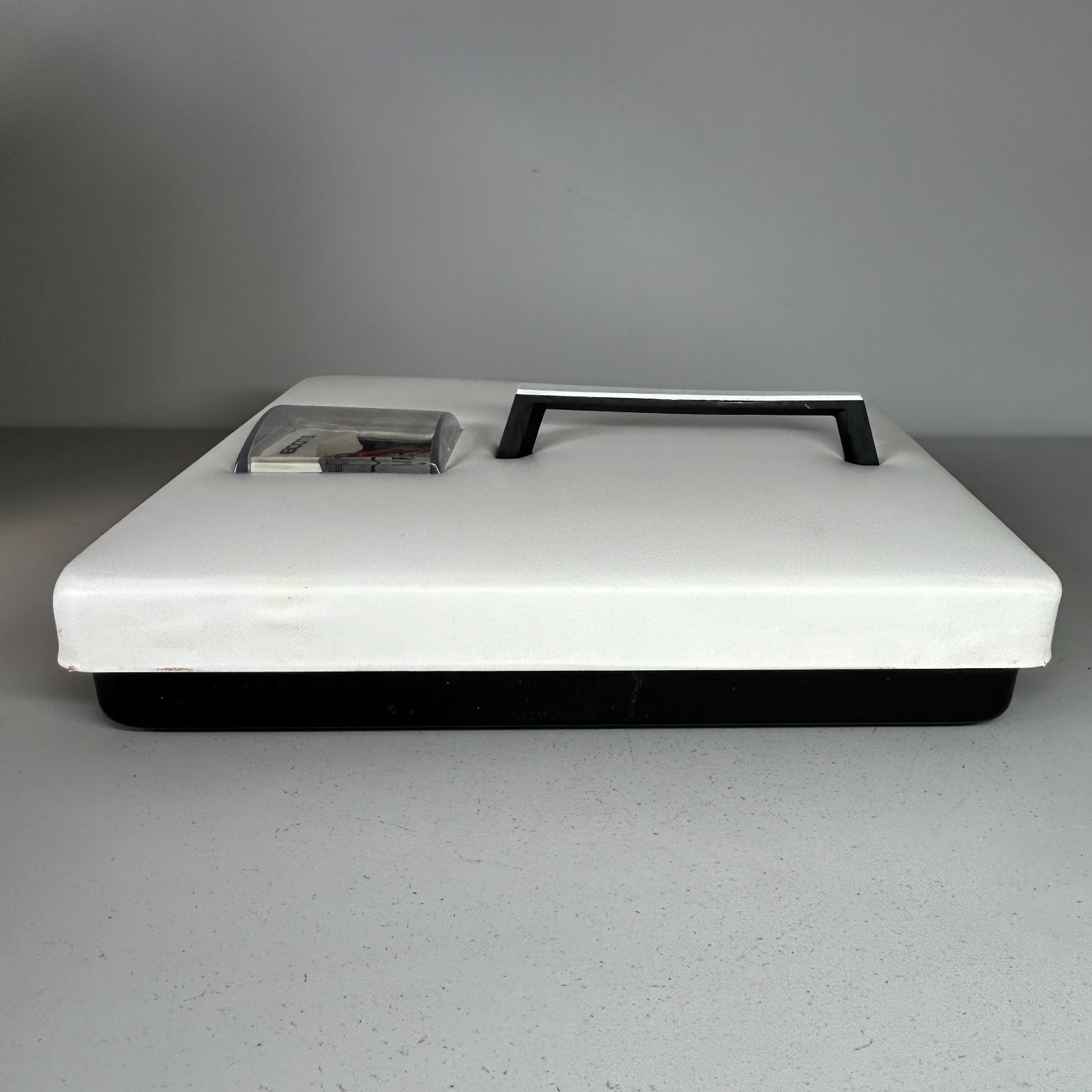 Vintage Boots Bathroom Weighing Scales KG/Stone White/Black Analogue Retro
