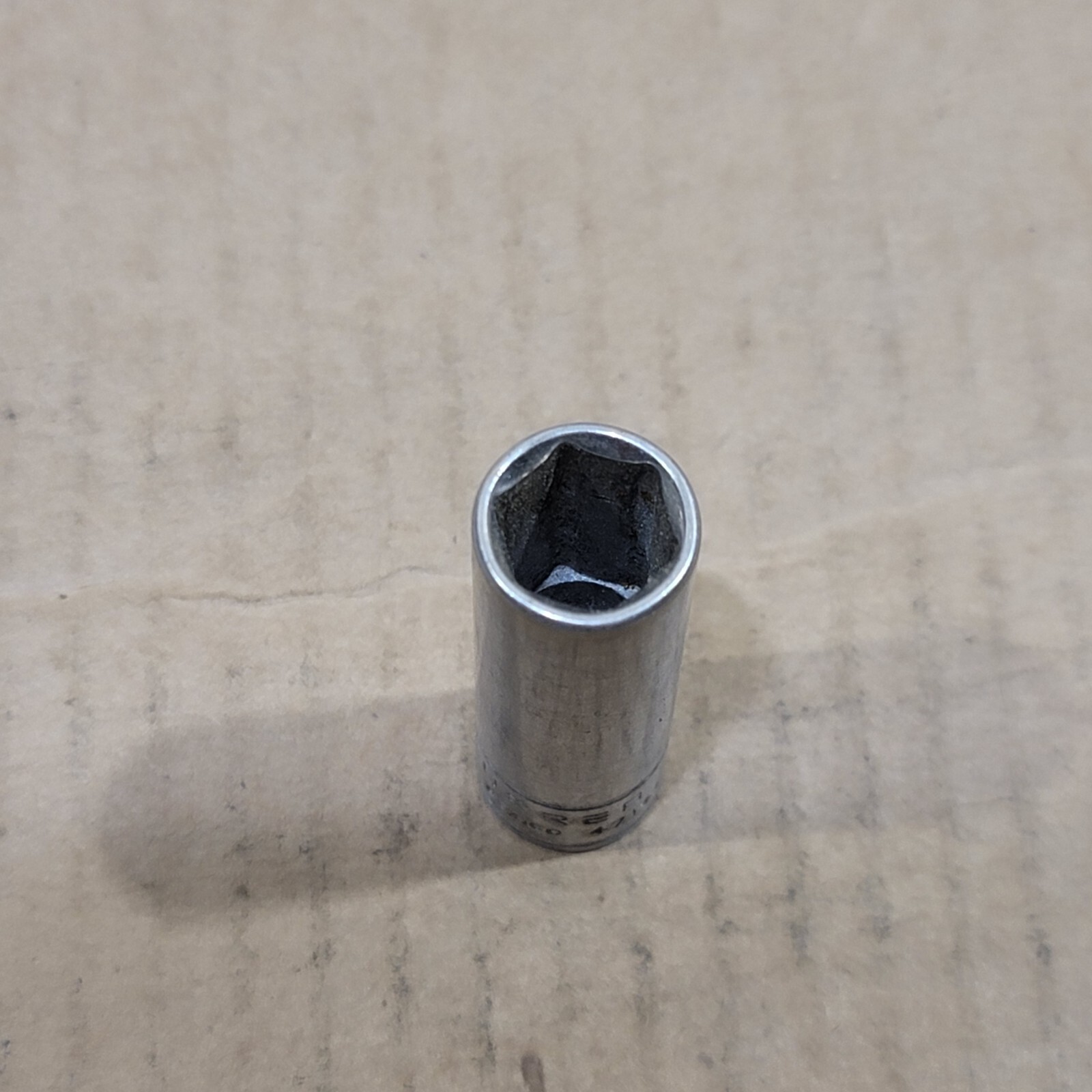 Vintage URREA 1/4″ drive 7/16″ 6pt Socket 4714L Mexico