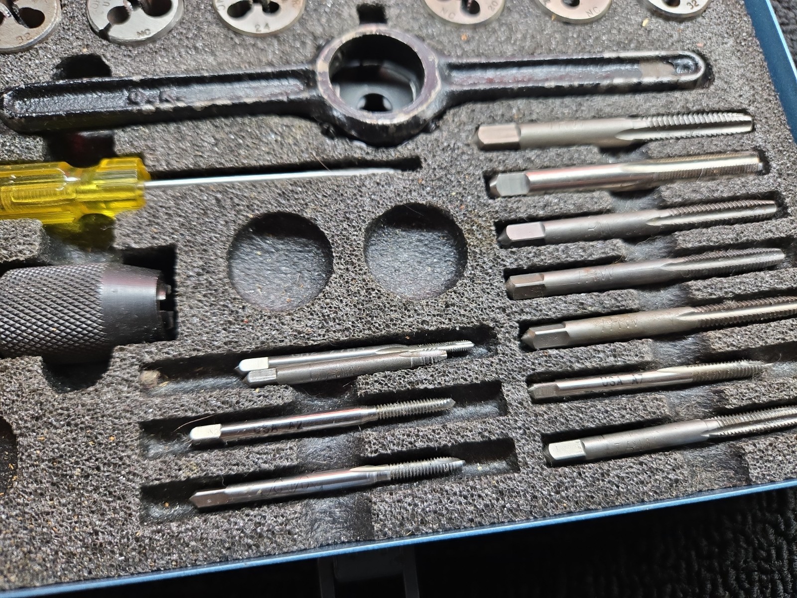 Vintage TRW Greenfield Tap & Die Set O.K. Jr. B-7 GTD Metal Case Almost Complet
