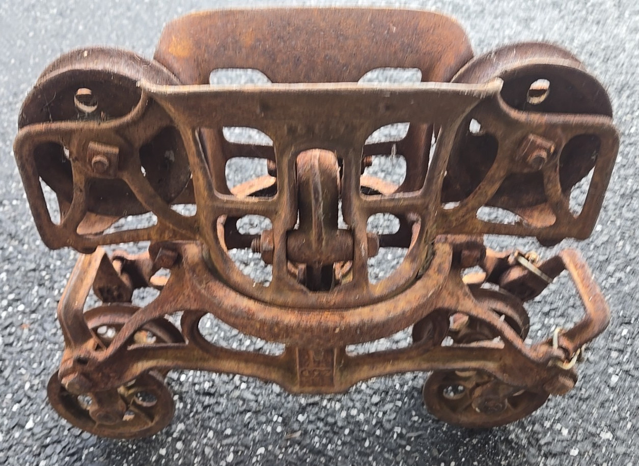 Antique 19th Century Diamond #4 Metal Hay Trolley
