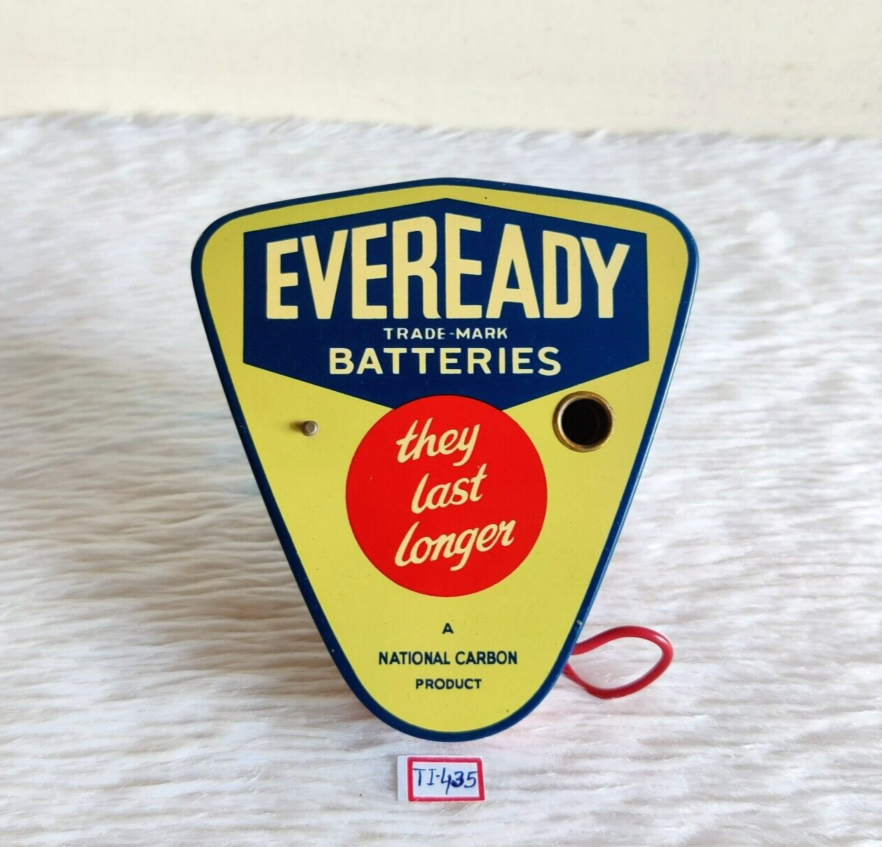 1960s Vintage Eveready Advertising Batteries Testing Tin Box Equipment USA TI435