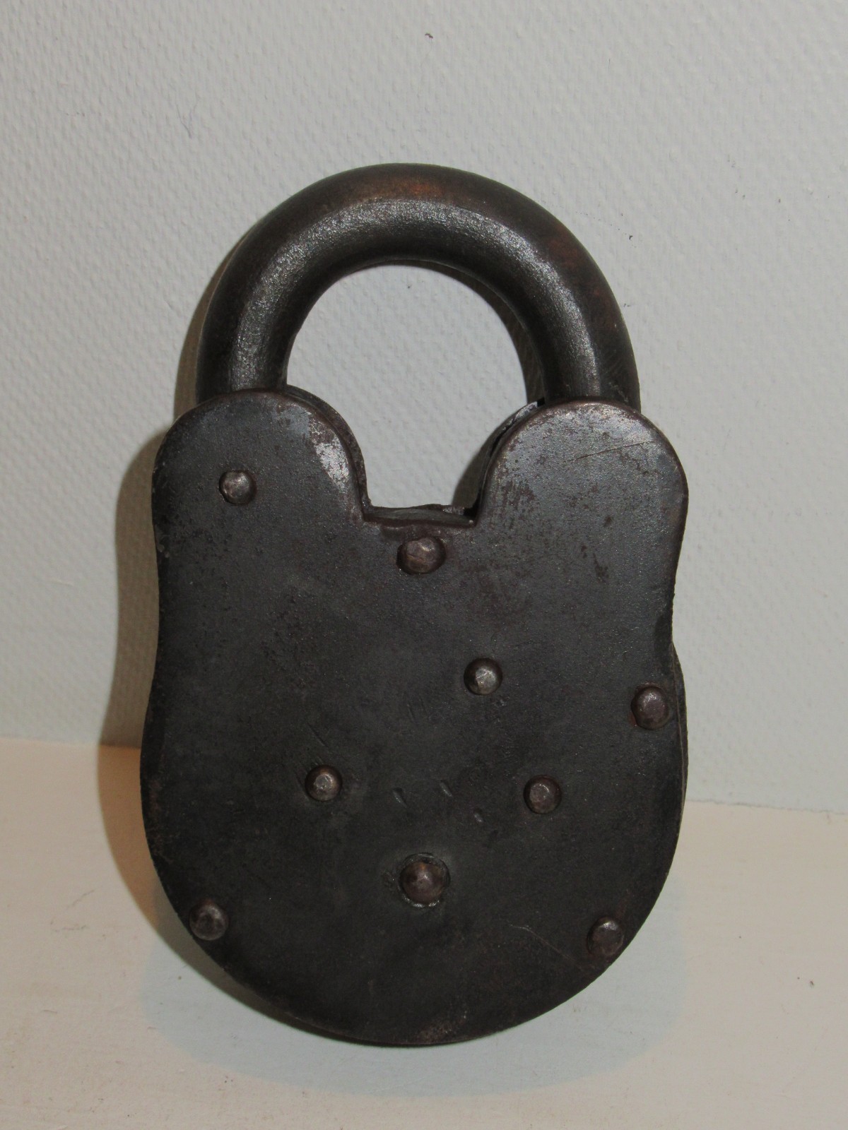 Vintage 4 Large Jail Cell Block Door Padlocks with Keys 1 Pr. Shackles