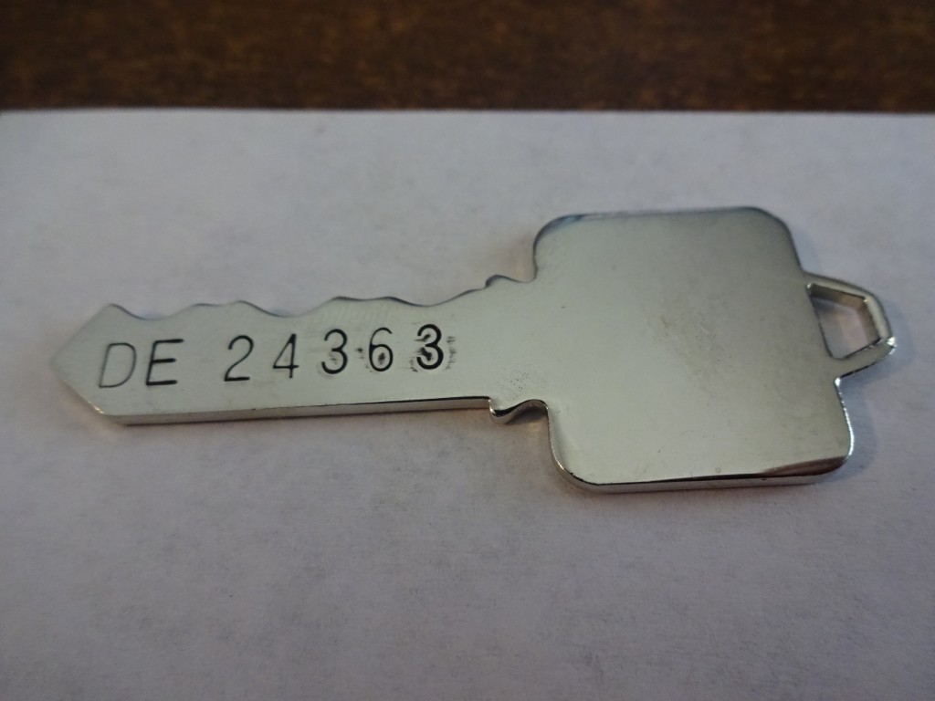 VINTAGE 60’S METAL PLAYBOY CLUB KEY DE 24363 MINTY CONDITION HUGH HEFNER BUNNY