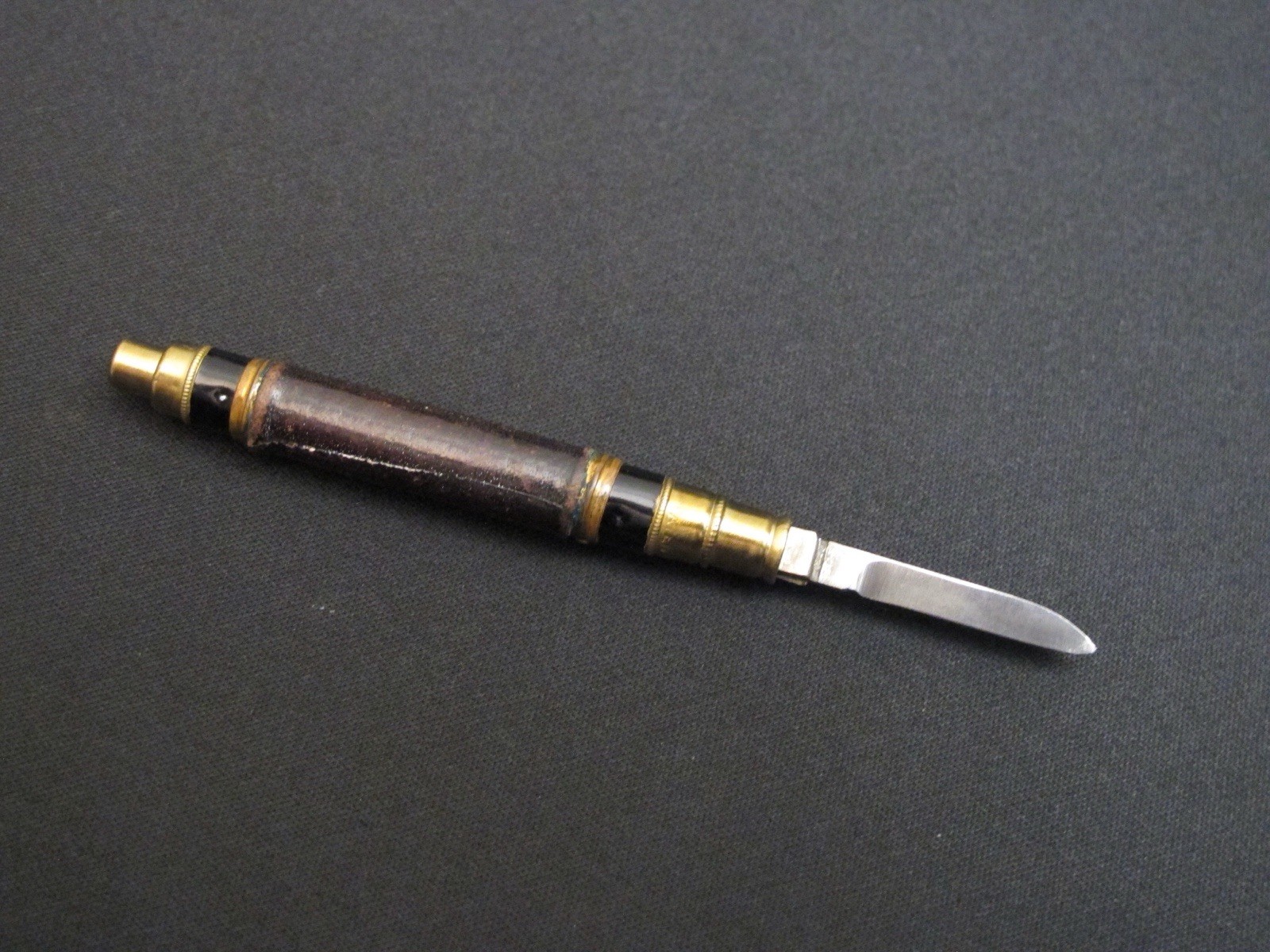 1883 “EAGLE PENCIL CO.” Gravity Pencil sharpener Packet Knife Antique Rare Tool