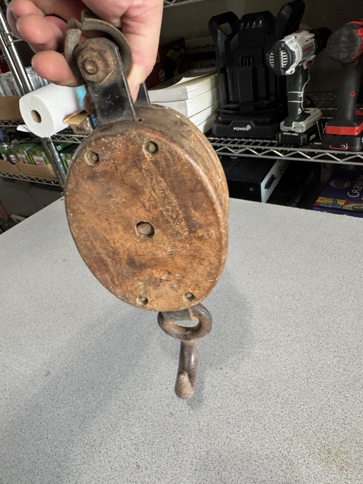 MADESCO PRODUCTS EASTON PA WOOD PULLEY BLOCK FARMHOUSE HOOK VINTAGE