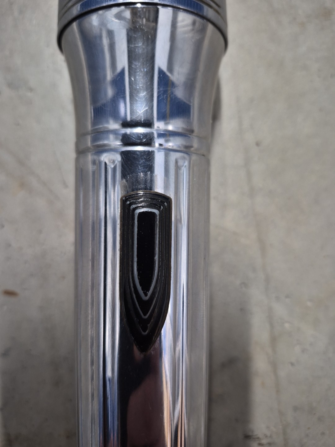 Vintage 1953 Eveready Model 5251 Metal Flashlight