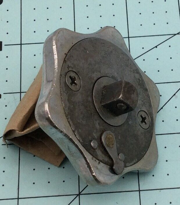Vintage 3/8″ Drive Kipton Industries Palm – Grip Socket Ratchet Tool