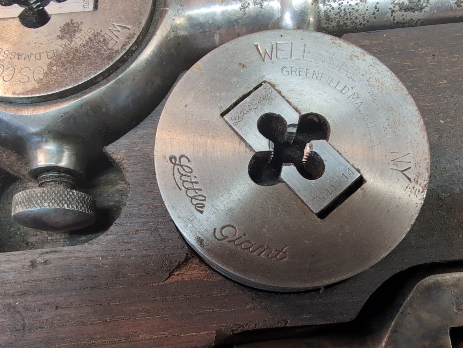 Vintage No. 7 1/2 Greenfield Little Giant Tap & Die Set Wooden Case 1/4″ to 1″