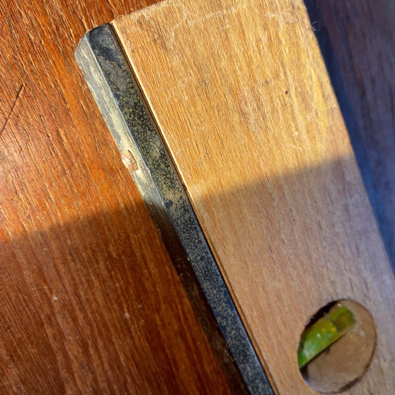 British Made 18” Spirit Level Vintage Steel and Hardwood construction