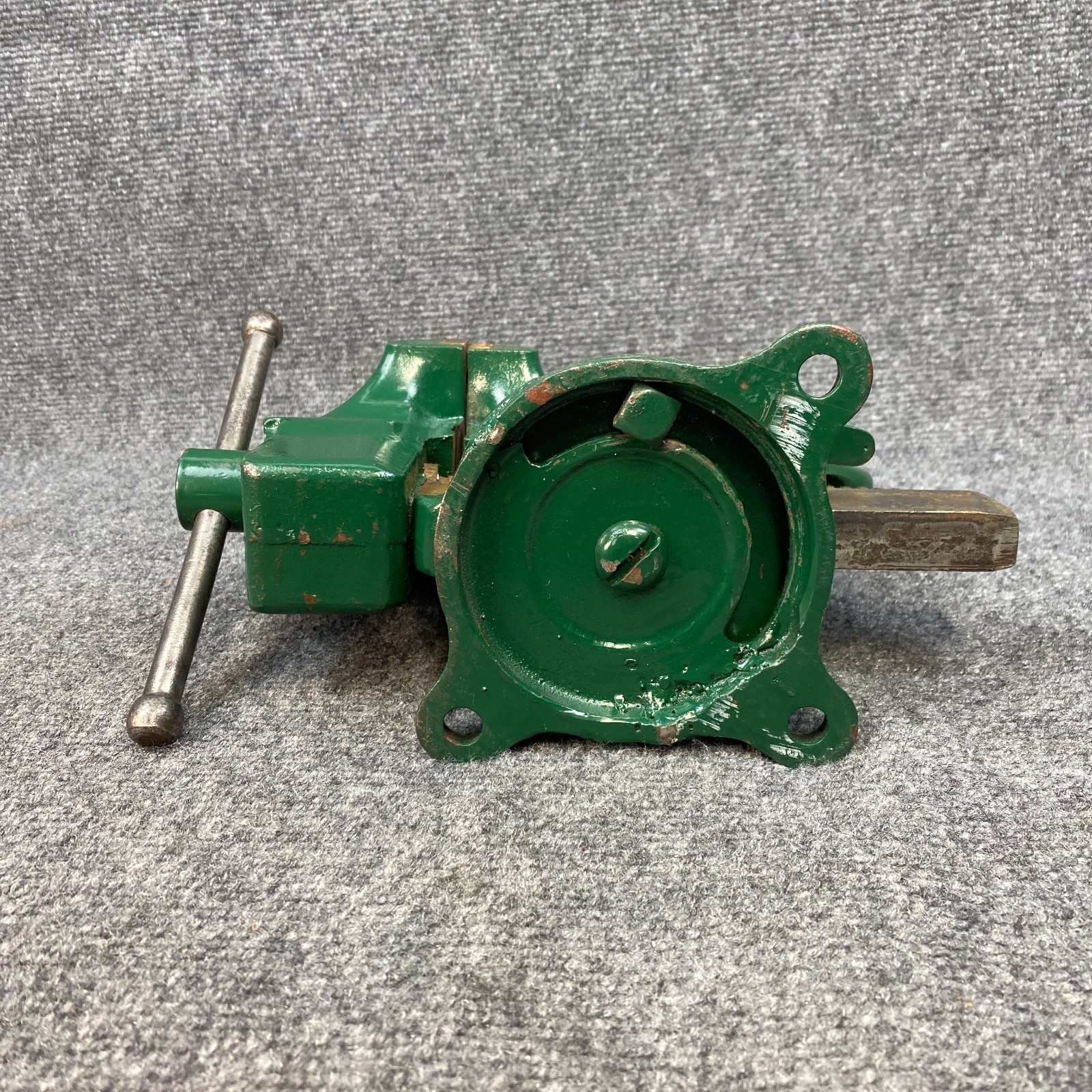 Lakeside No 27 Vintage Cast Iron Bench Vise 3-3/4″ Jaws Swivel Base USA Green