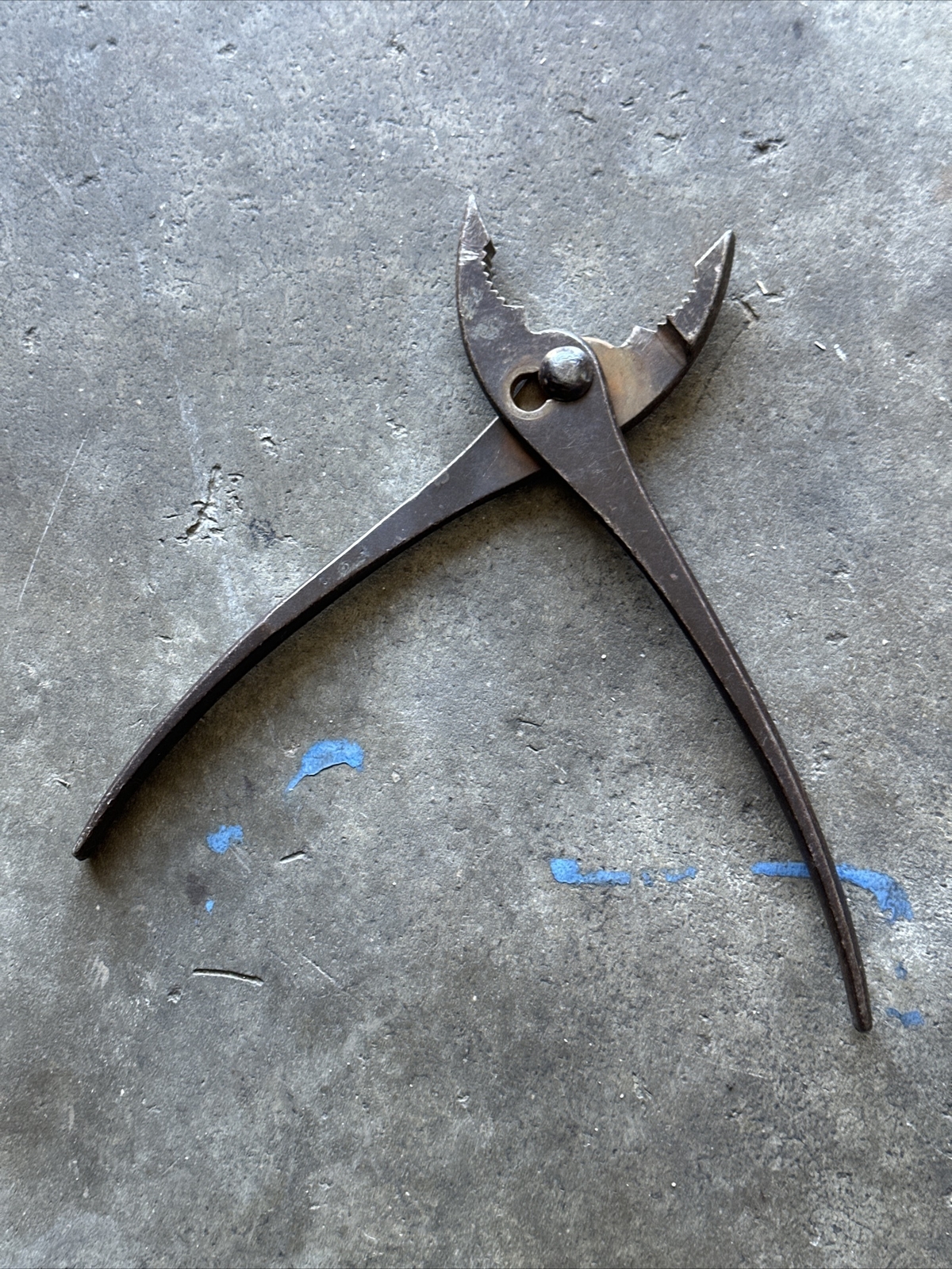 VTG 10″ JP Danielson SLIP-JOINT PLIERS, BLACK OXIDE FINISH, HERRINGBONE GRIP