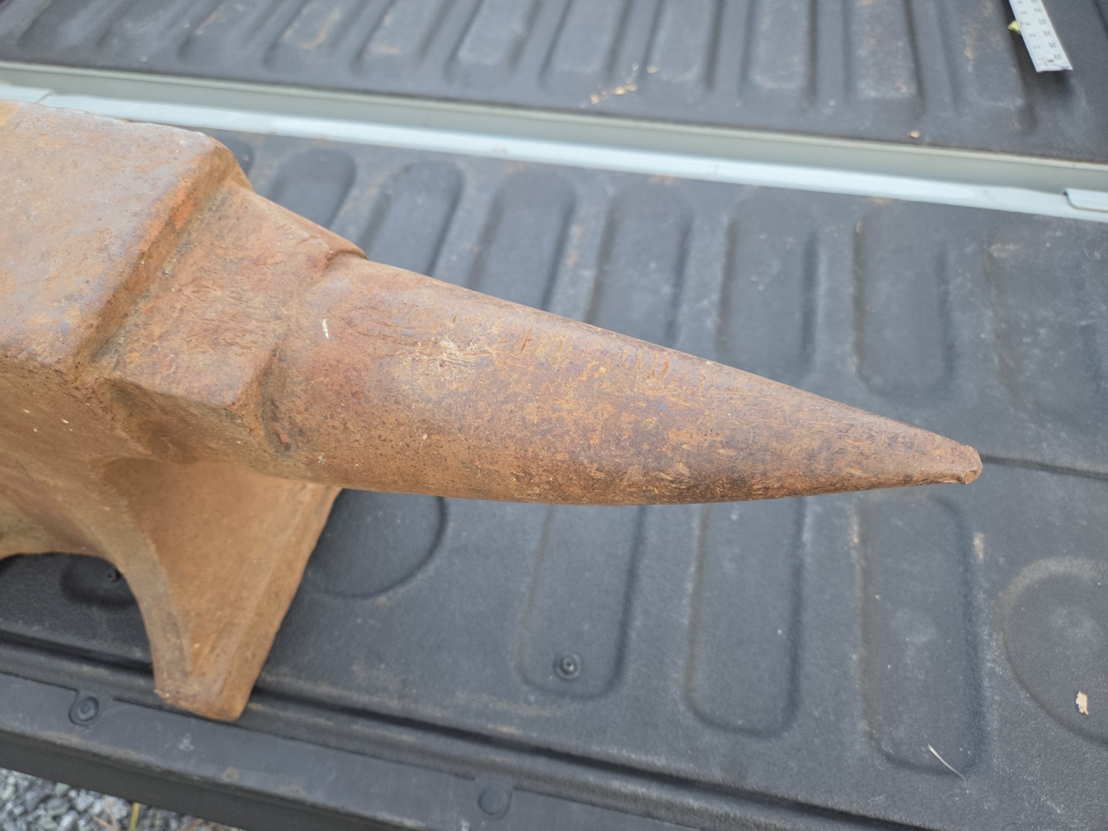 Peter Wright Anvil (OTS/JSF6) 146 lbs 26×10.5×10″ British Blacksmithing 1-1-9
