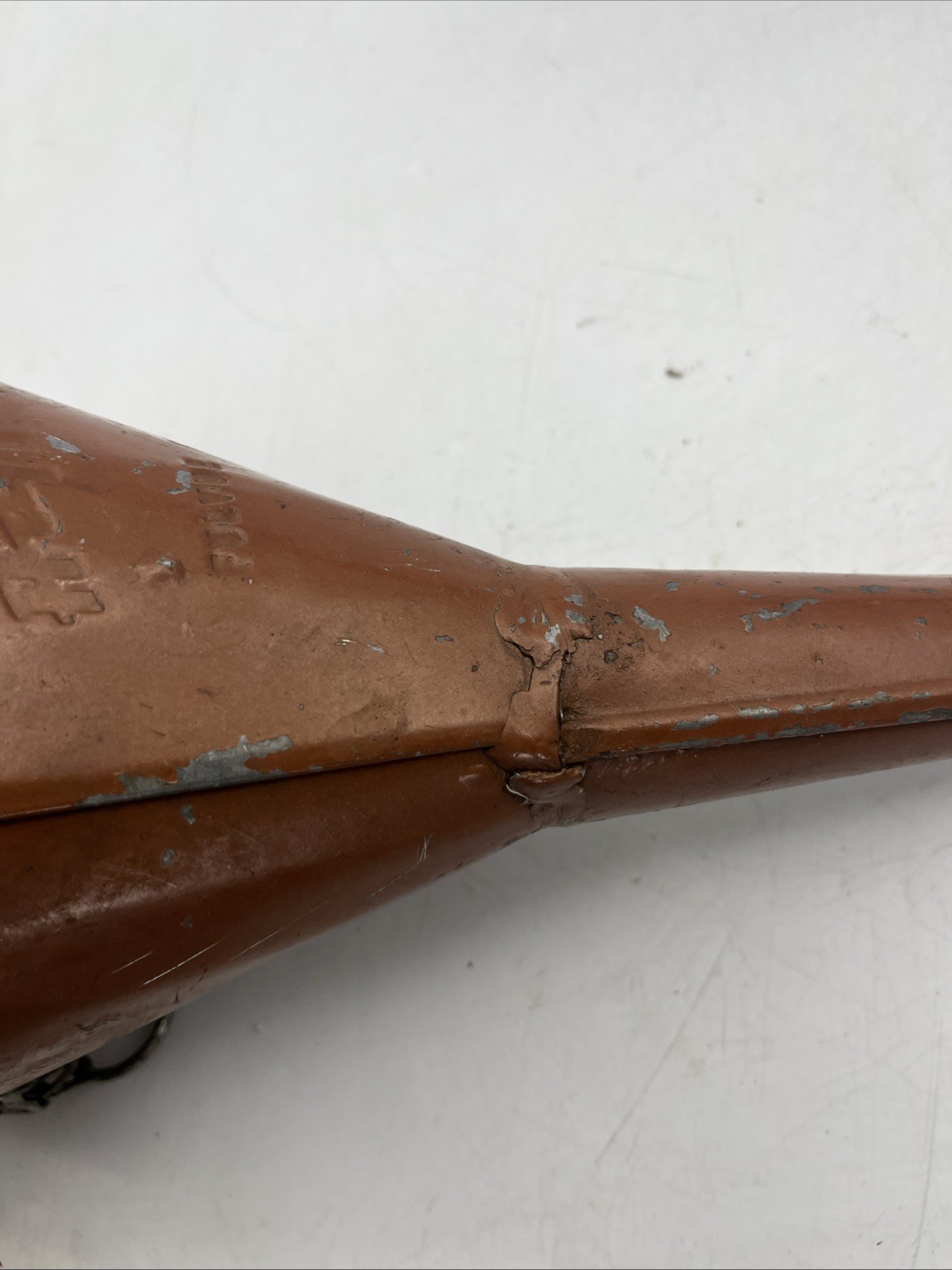 Vintage Huffman Fulvue Oil Can Funnel Flexible Hose Spout 33″