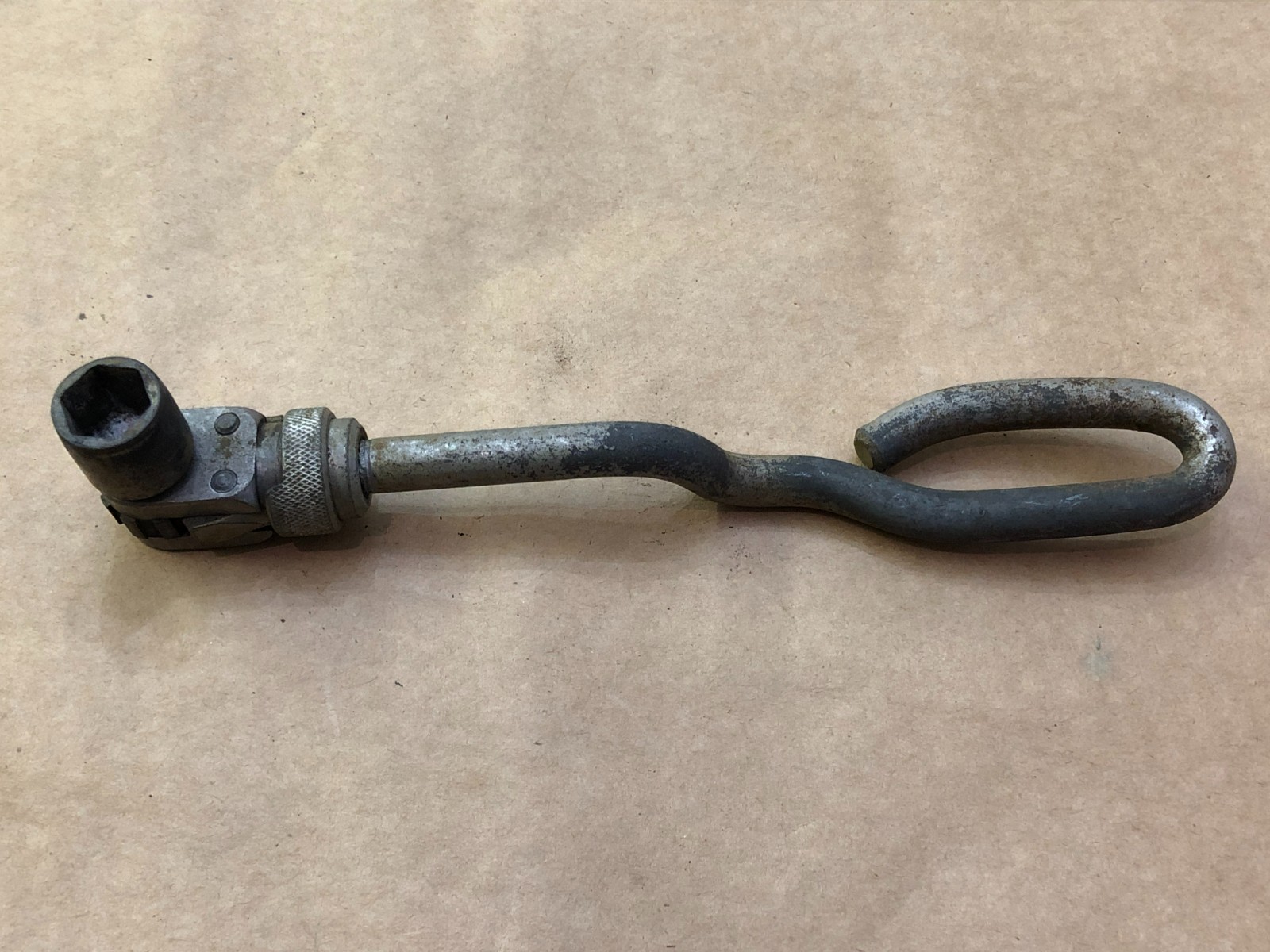 Vintage Frank Mossberg No. 624 Ratchet 5/8″ Offset Socket Wrench Model T