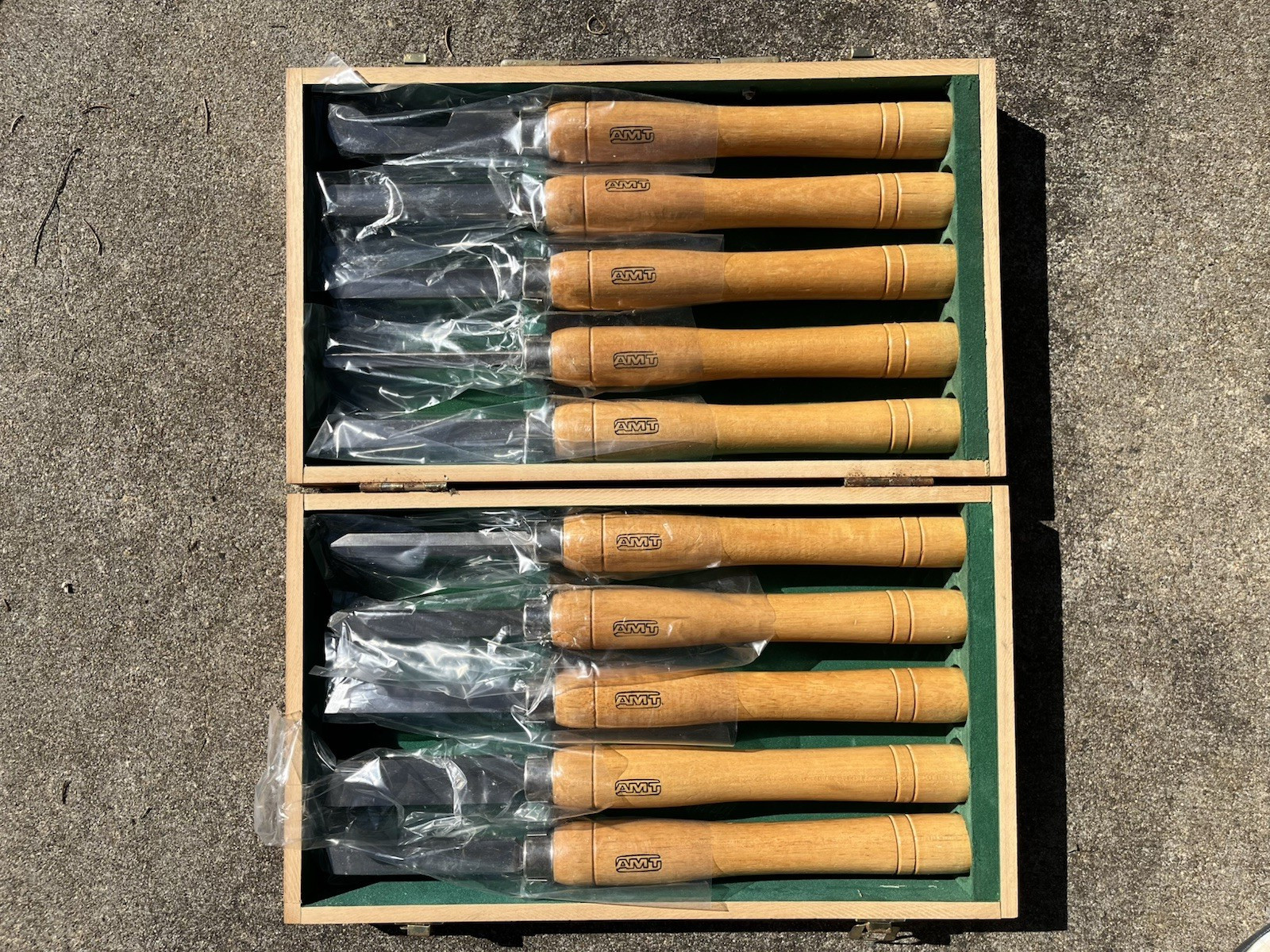 Vintage Set of 10 AMT Wood Turning Lathe Chisel Gouges in Case