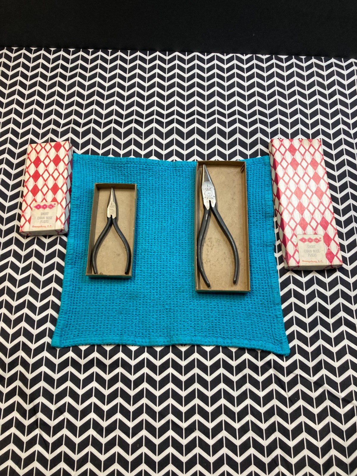 Vintage Utica short Chain nose pliers 22-6, 22-4 1/2 lot of 2