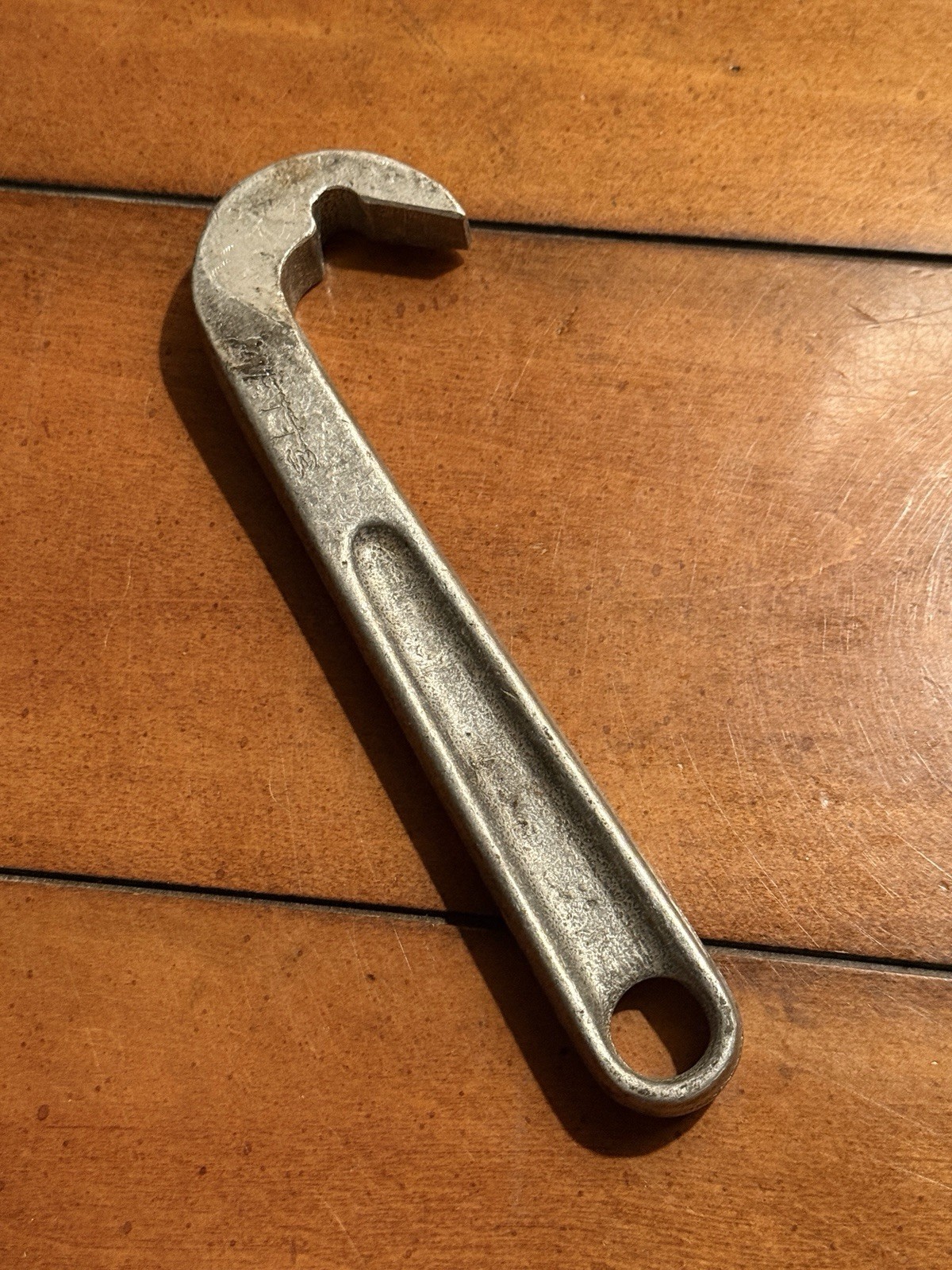 DELTA AIR LINES Vintage used ALUMINUM Tool hook spanner wrench