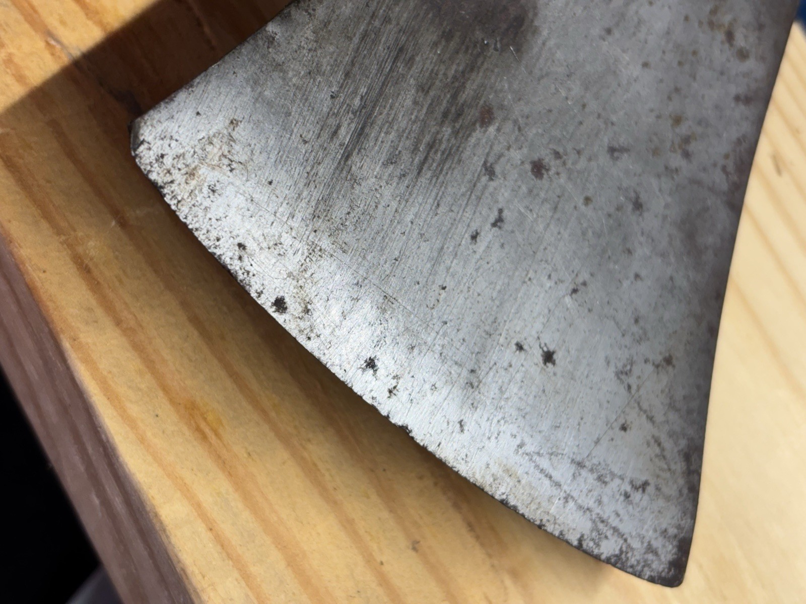 Vintage Axe – 3.5lb Head with 32” Handle Unbranded, Great Shape!