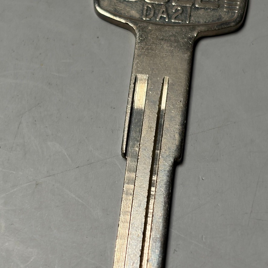 1- Cole Key Blank DA21 UNCUT Replacement Direct Fit Datsun Nissan Model Cars