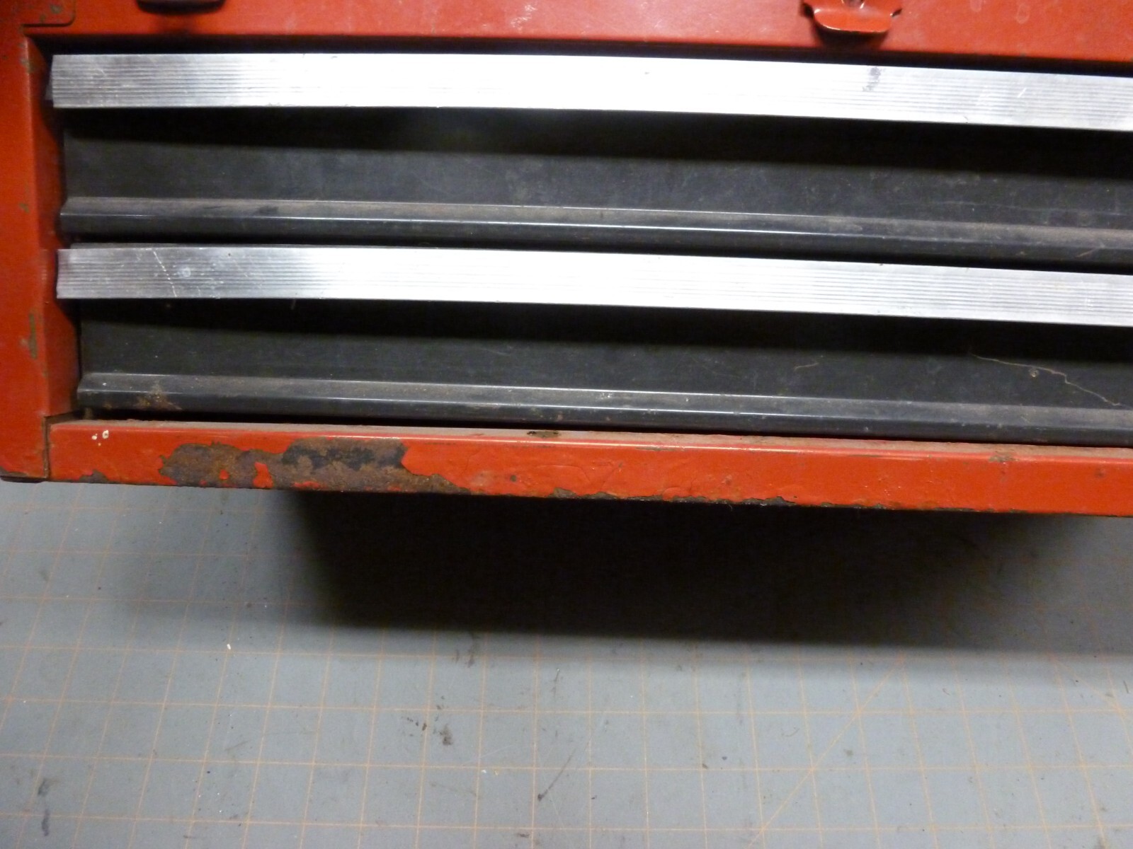 As-Is Craftsman Red 2 Drawer Tool Box 20-1/2″ X 8 1/2″ X 9 1/2″ tall