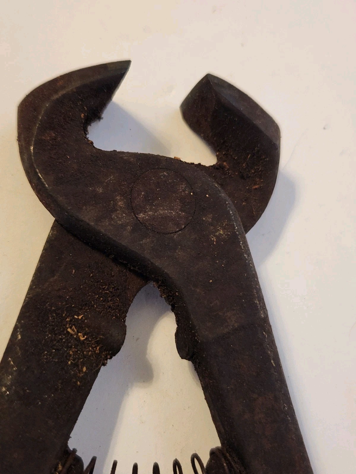 Vintage Steel Iron Nippers End-cutting Pliers 8″ long w/ Spring