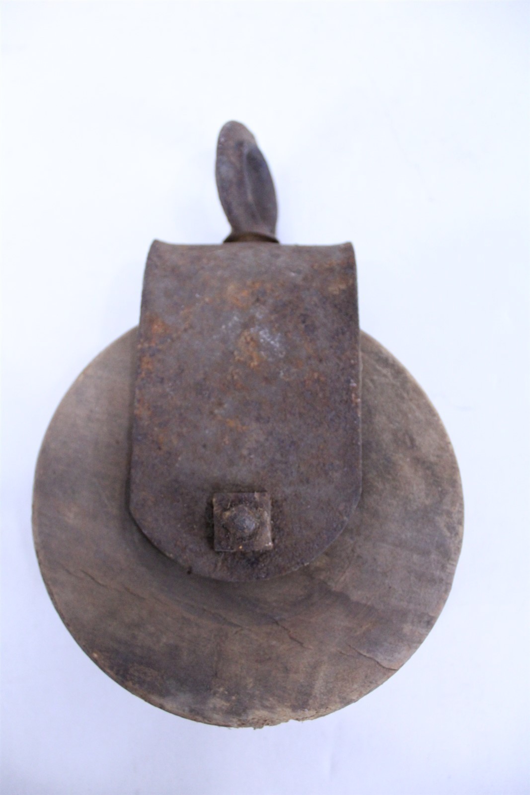 Hickory Cast Iron Barn Pulley Farm Industrial 6″ diameter Vintage