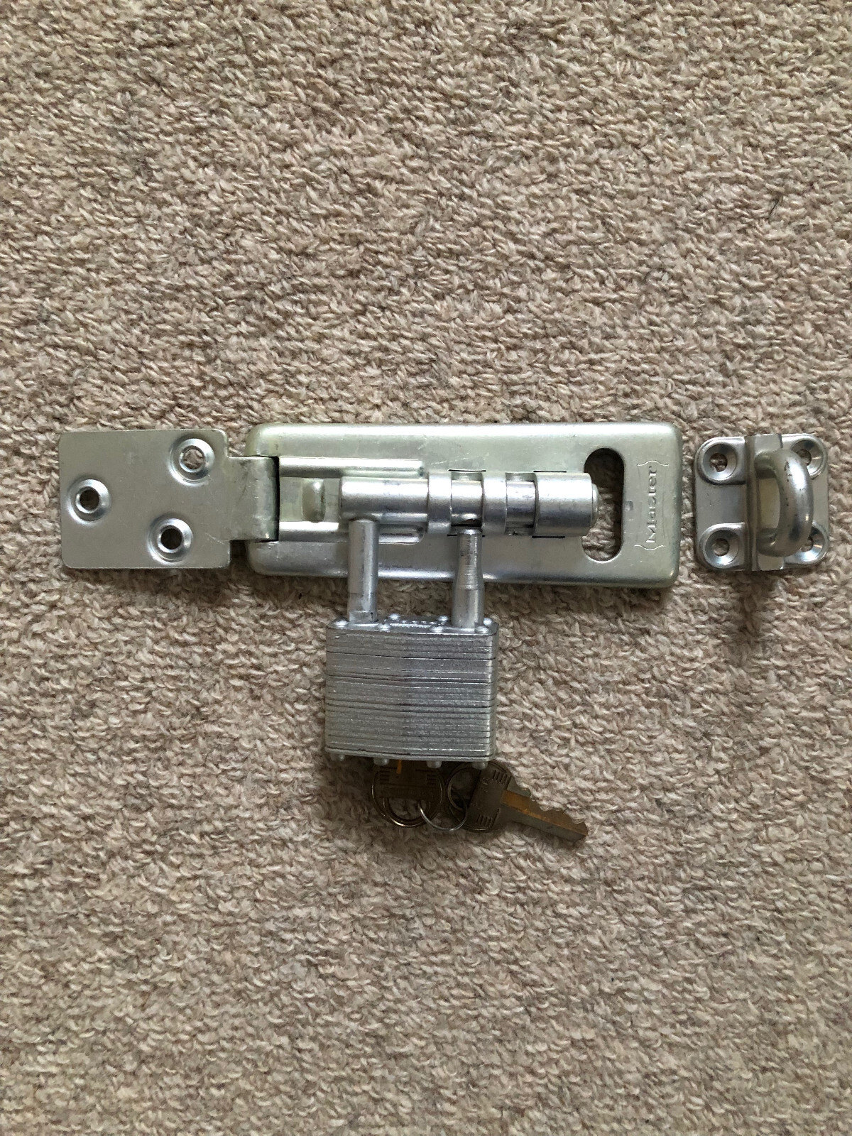 Master Lock 2970 Special 475 Keyed Alike 4.5″ Bolt Hasp